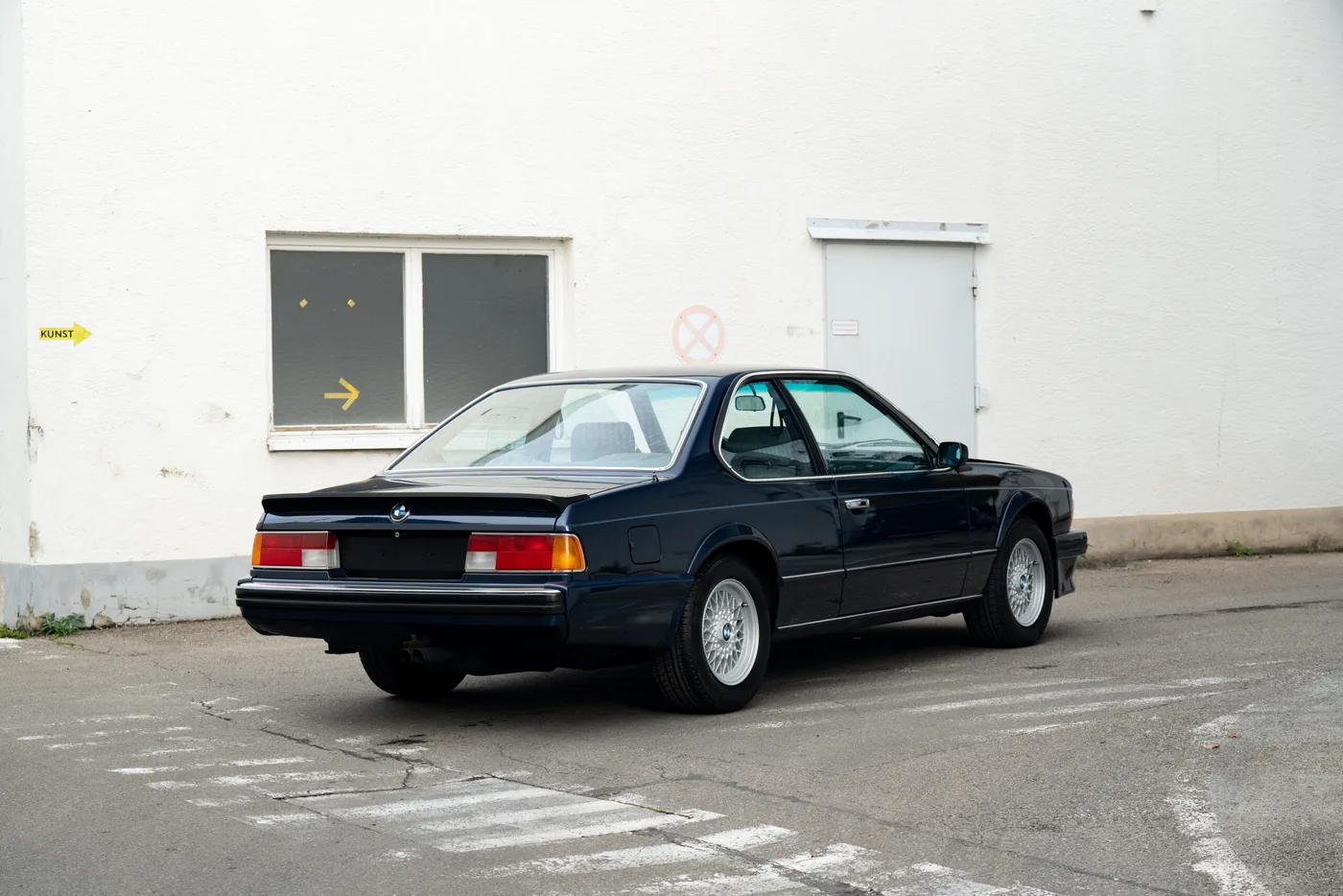 1989 BMW 635 CSi Coupé angeboten von einem Oldtimerspezialisten in Lindau, Deutschland, Foto 20 von 20