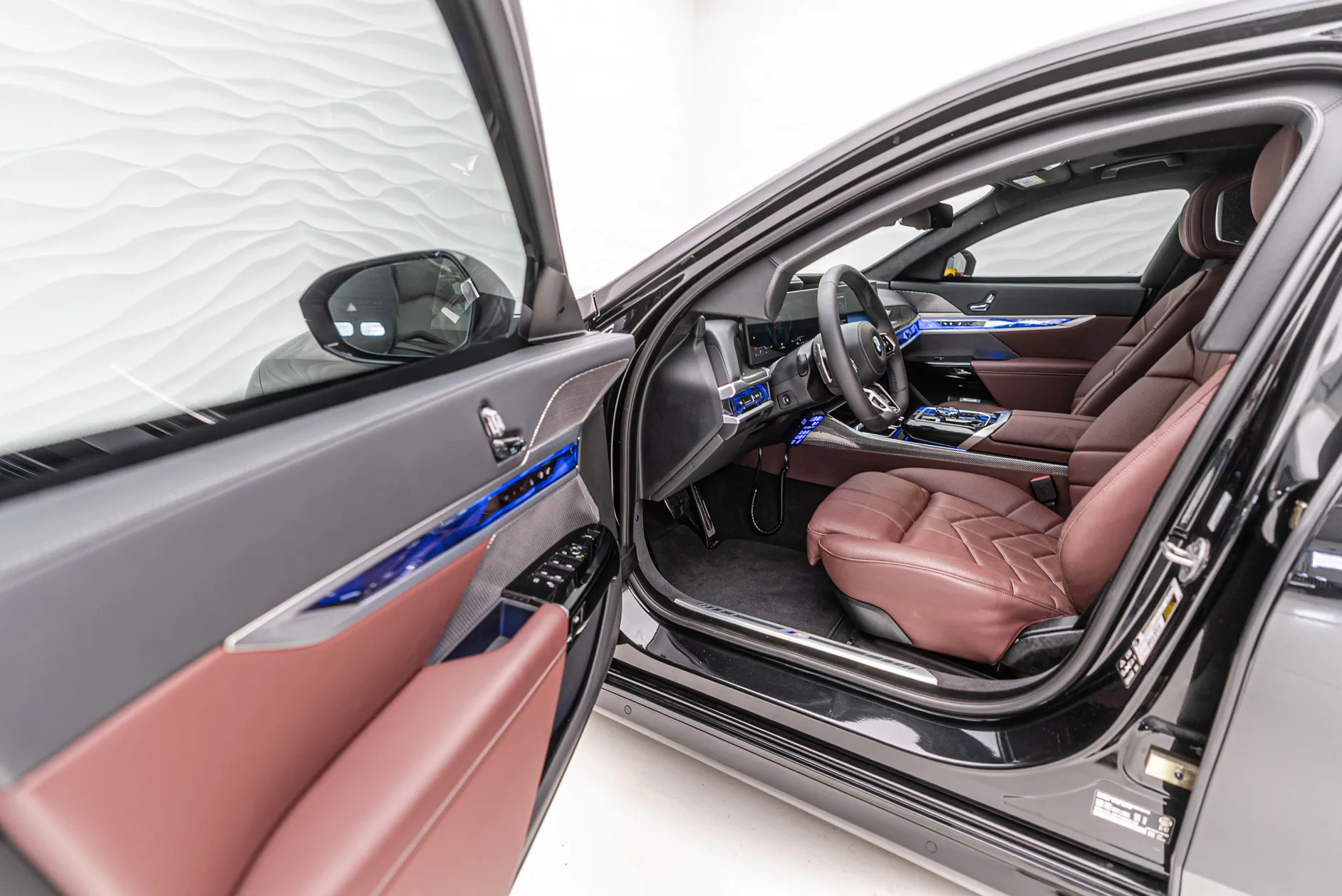 BMW 760i xDrive, armoured B6, 17/30