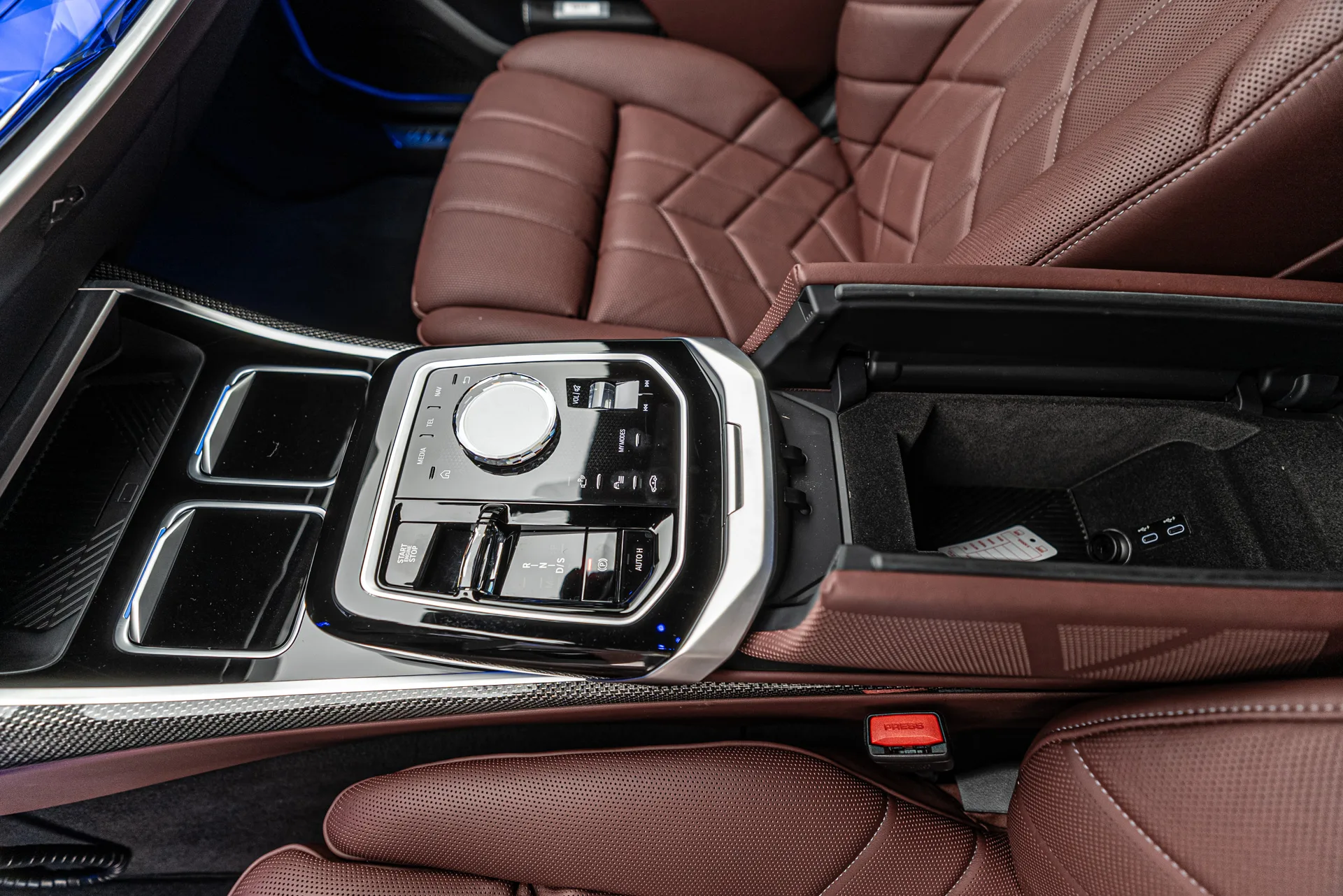 BMW 760i xDrive, armoured B6, 25/30