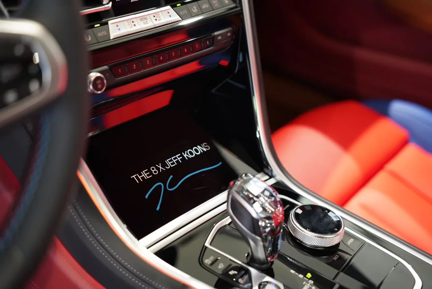 BMW M850i xDrive Gran Coupé THE 8 X JEFF KOONS offered by a specialist dealer in Haar, Germany, photo 14 of 28