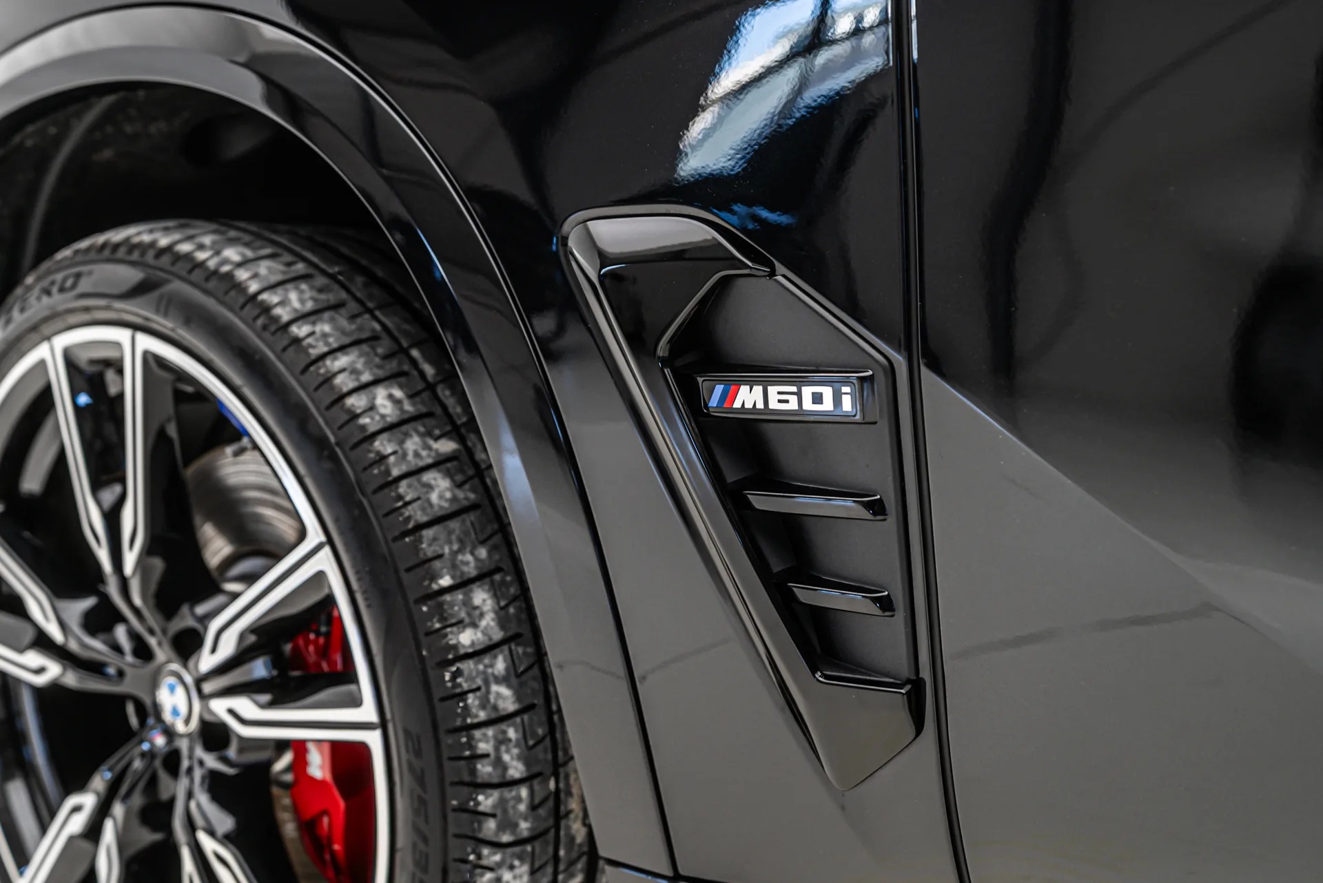 BMW X5 M60i armoured B6, 17/30