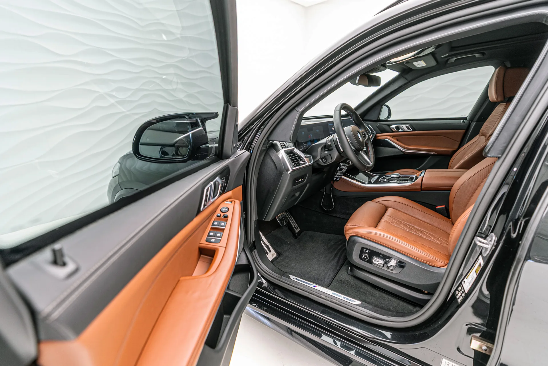 BMW X5 M60i armoured B6, 18/30