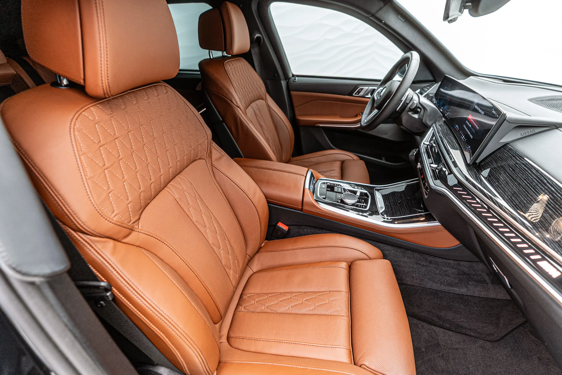 BMW X5 M60i armoured B6, 28/30