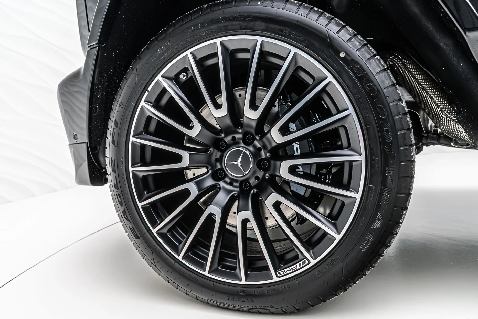 BRABUS G 700, 16/30