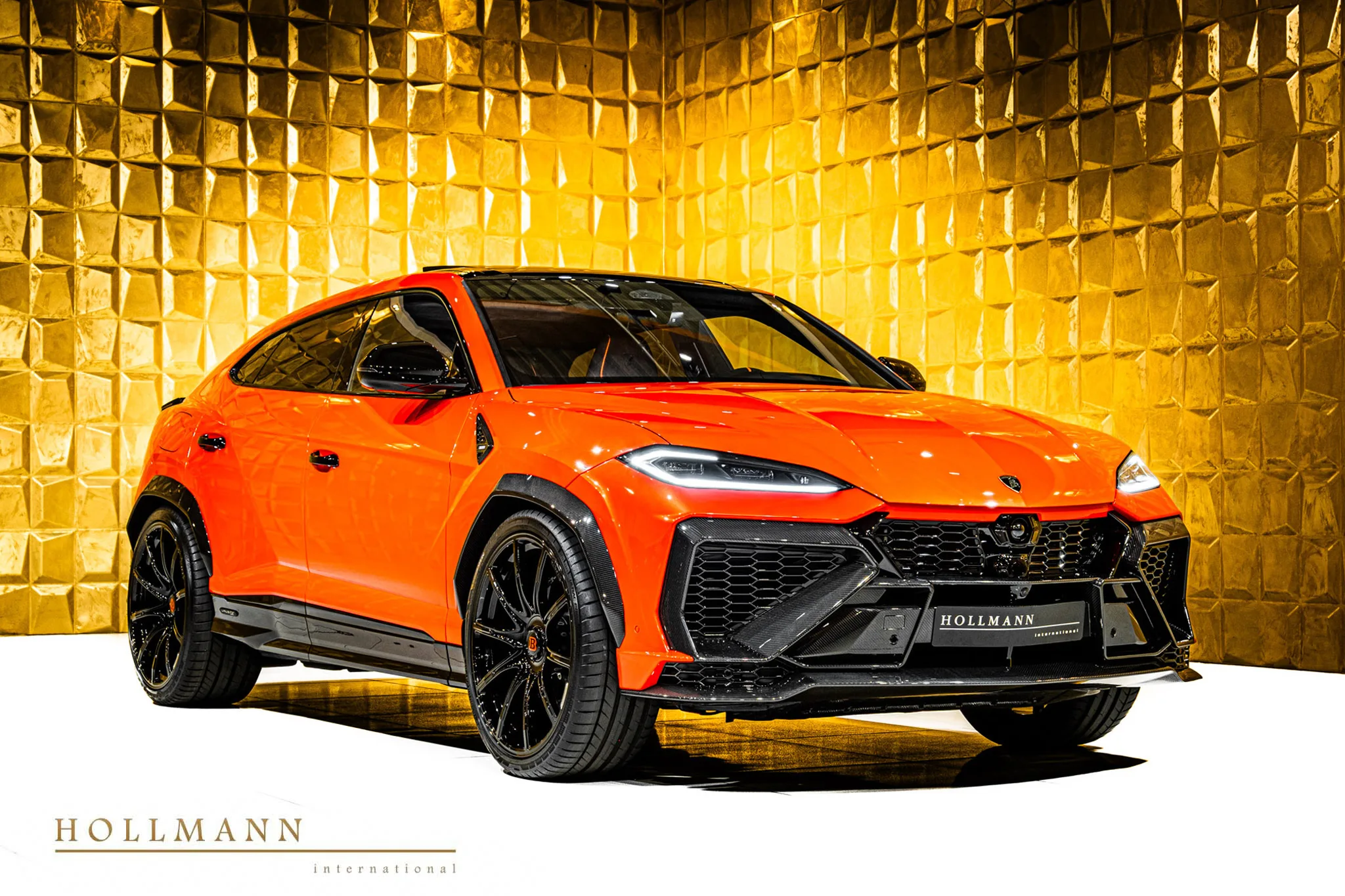 Brabus 900 Urus SE proposé par un concessionnaire spécialisé à Stuhr, Allemagne, photo principale