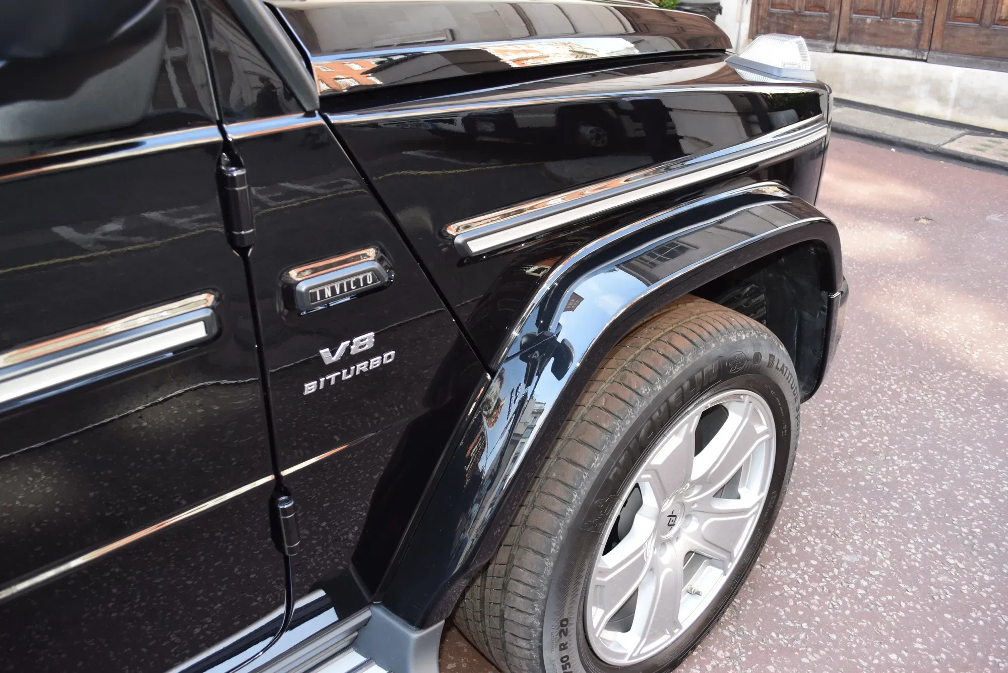 BRABUS Invicto Pure, 9/30