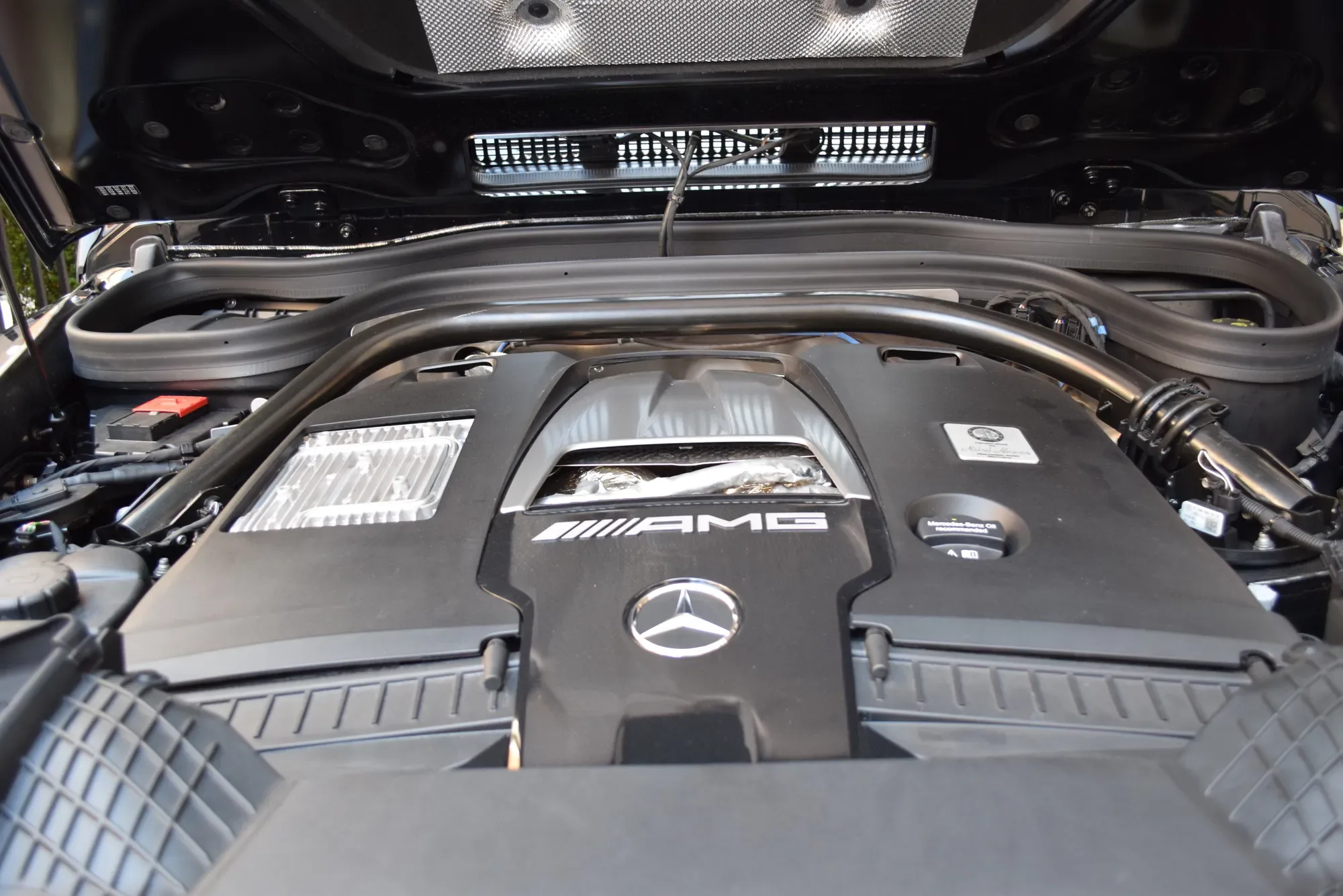 BRABUS Invicto Pure, 16/30