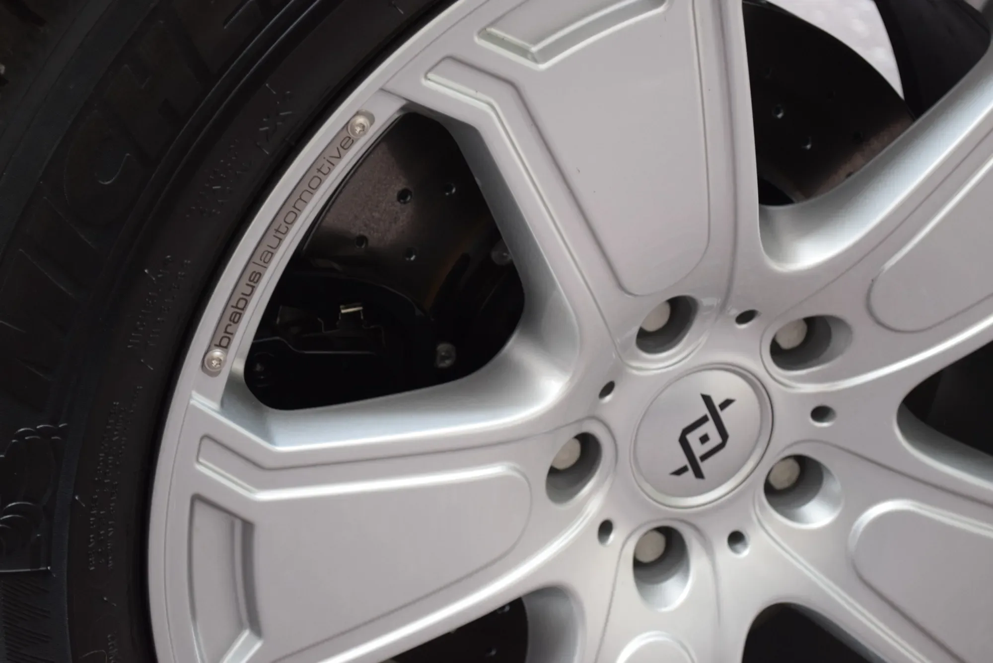 BRABUS Invicto Pure, 28/30