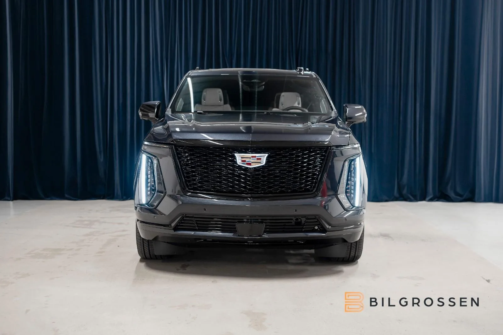 Cadillac Escalade ESV Sport Platinum, 8/24