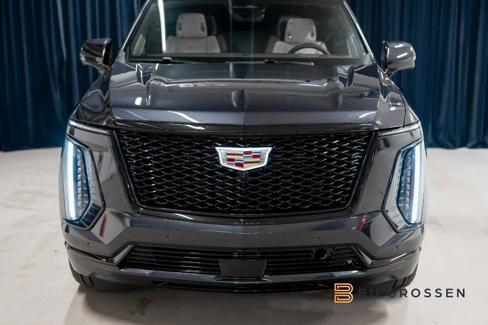 Cadillac Escalade ESV Sport Platinum, 10/24