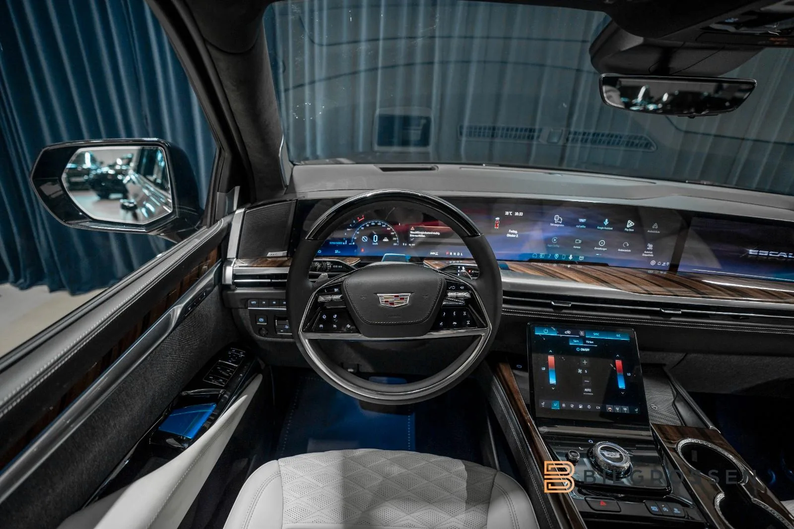 Cadillac Escalade ESV Sport Platinum, 20/24