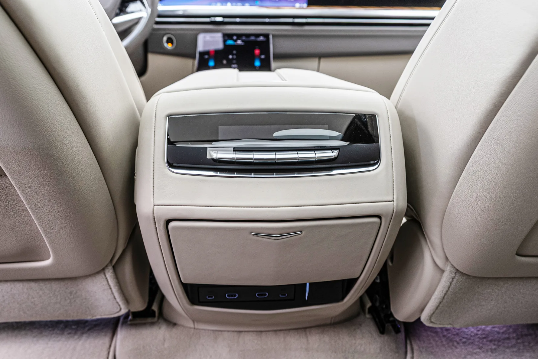 Cadillac Escalade ESV Sport Platinum, gepanzert B6, 25/30