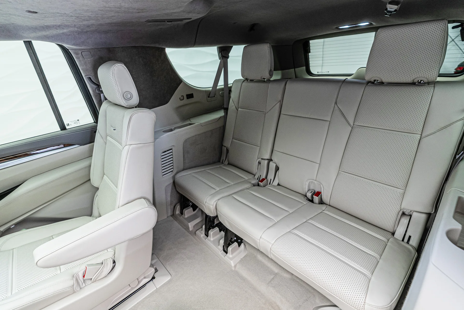Cadillac Escalade ESV Sport Platinum, gepanzert B6, 29/30