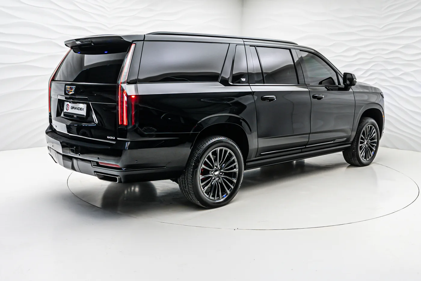 Cadillac Escalade Long, Sport Platinum, armoured B6 angeboten von einem Fachhändler in Sengenthal, Deutschland, Foto 6 von 10
