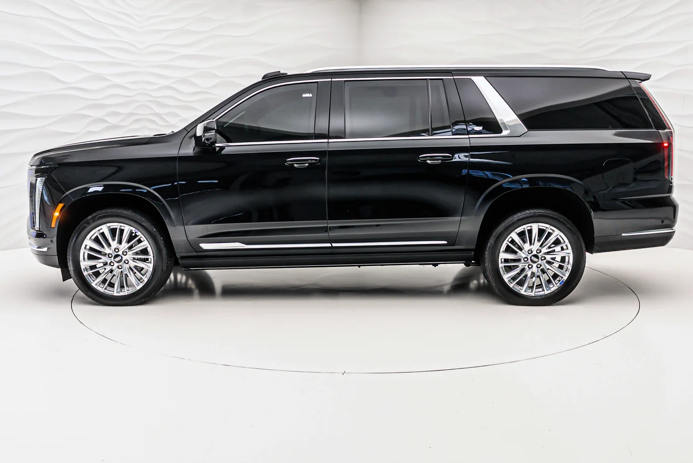 Cadillac Escalade ESV Premium Luxury, armoured B6 offered by a specialist dealer in Sengenthal, Germany, photo 3 of 10