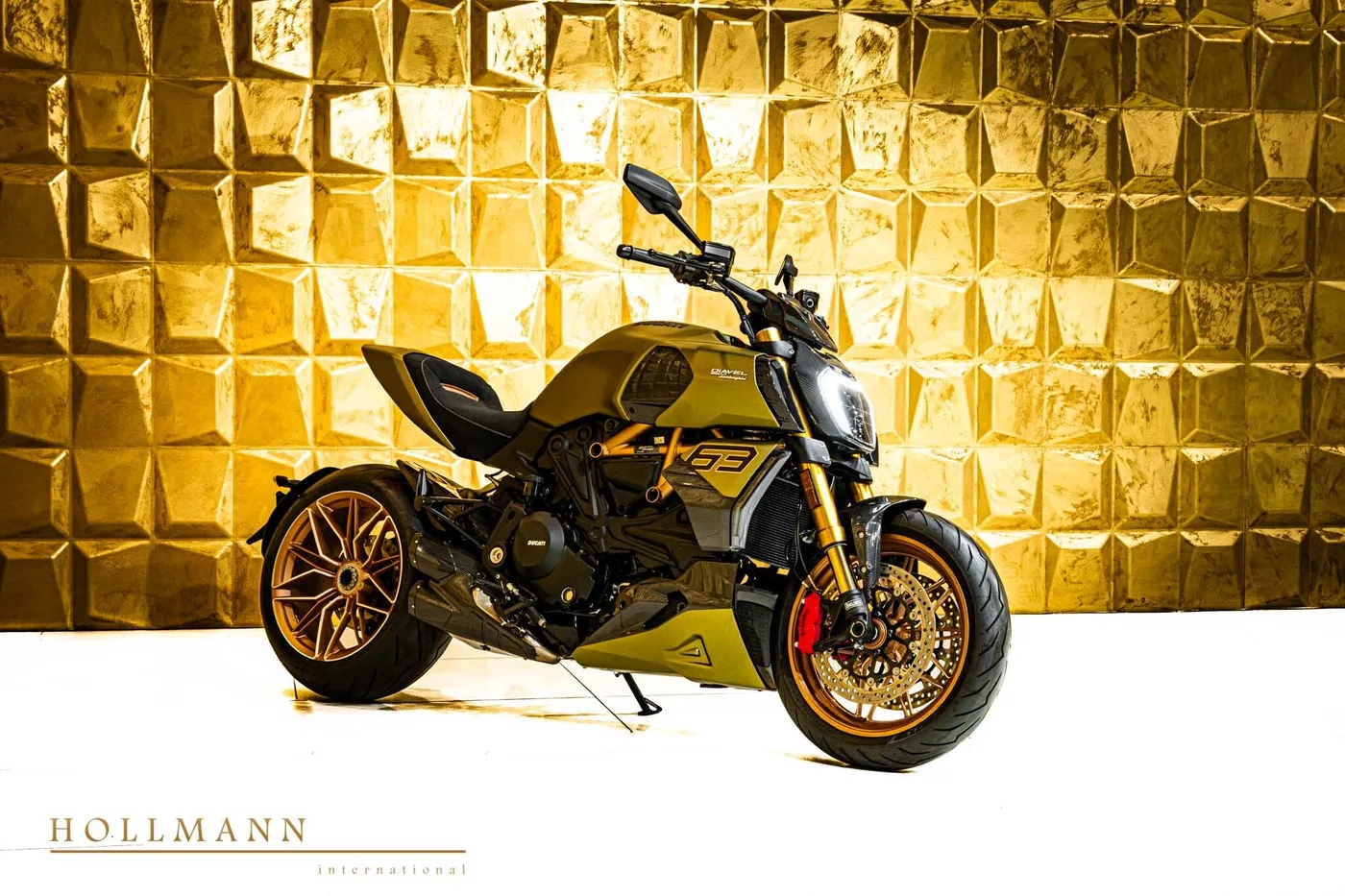Ducati Diavel 1260 proposée par un concessionnaire spécialisé à Stuhr, Allemagne, photo 5 sur 8