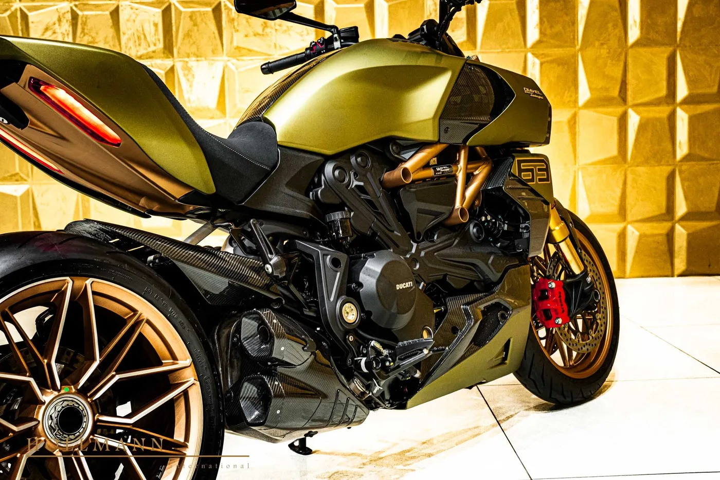 Ducati Diavel 1260 proposée par un concessionnaire spécialisé à Stuhr, Allemagne, photo 8 sur 8