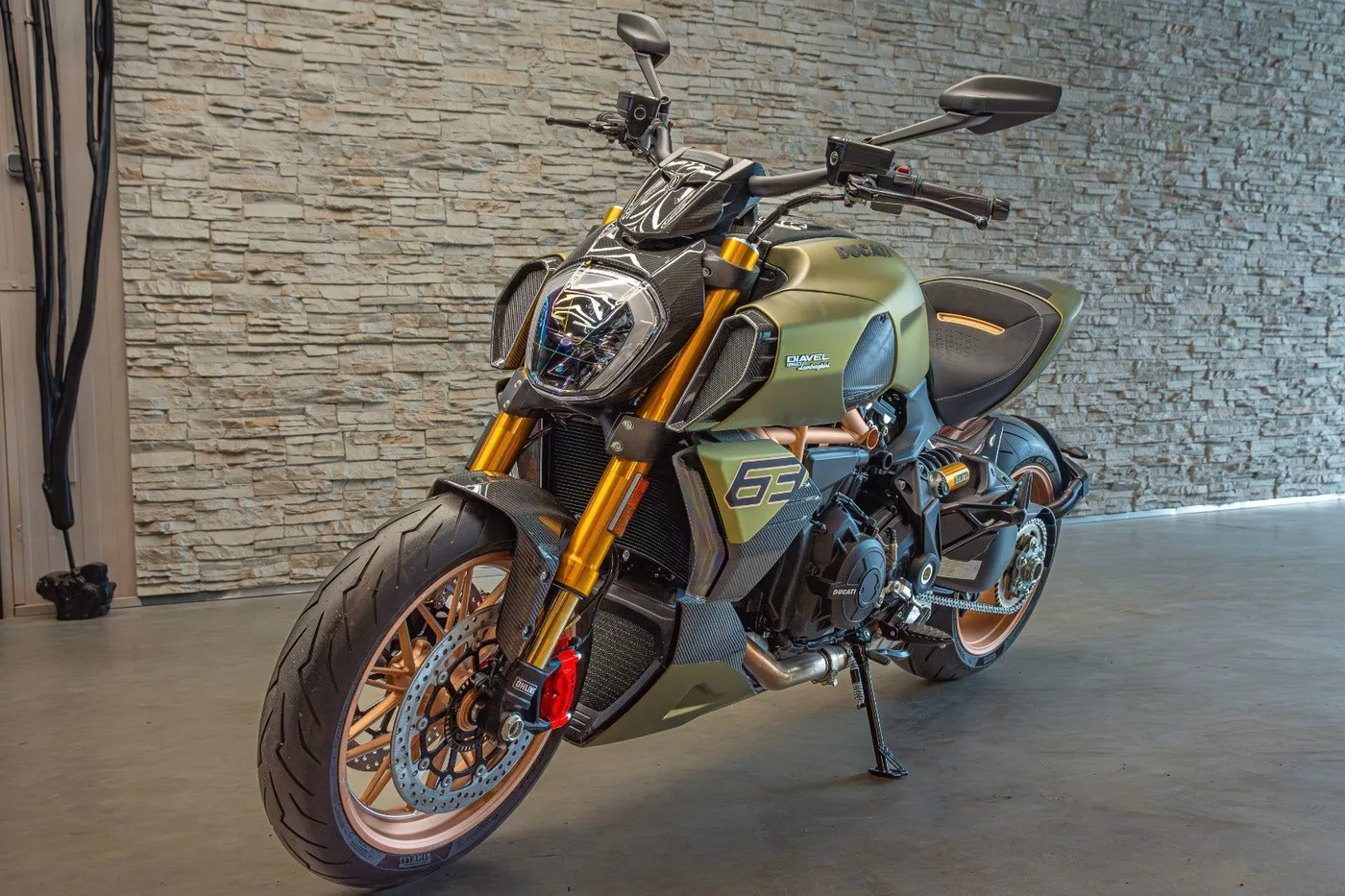 Ducati Diavel 1260 S angeboten von einem Händler für Luxusmotorräder in Gronau, Deutschland, Foto 16 von 25