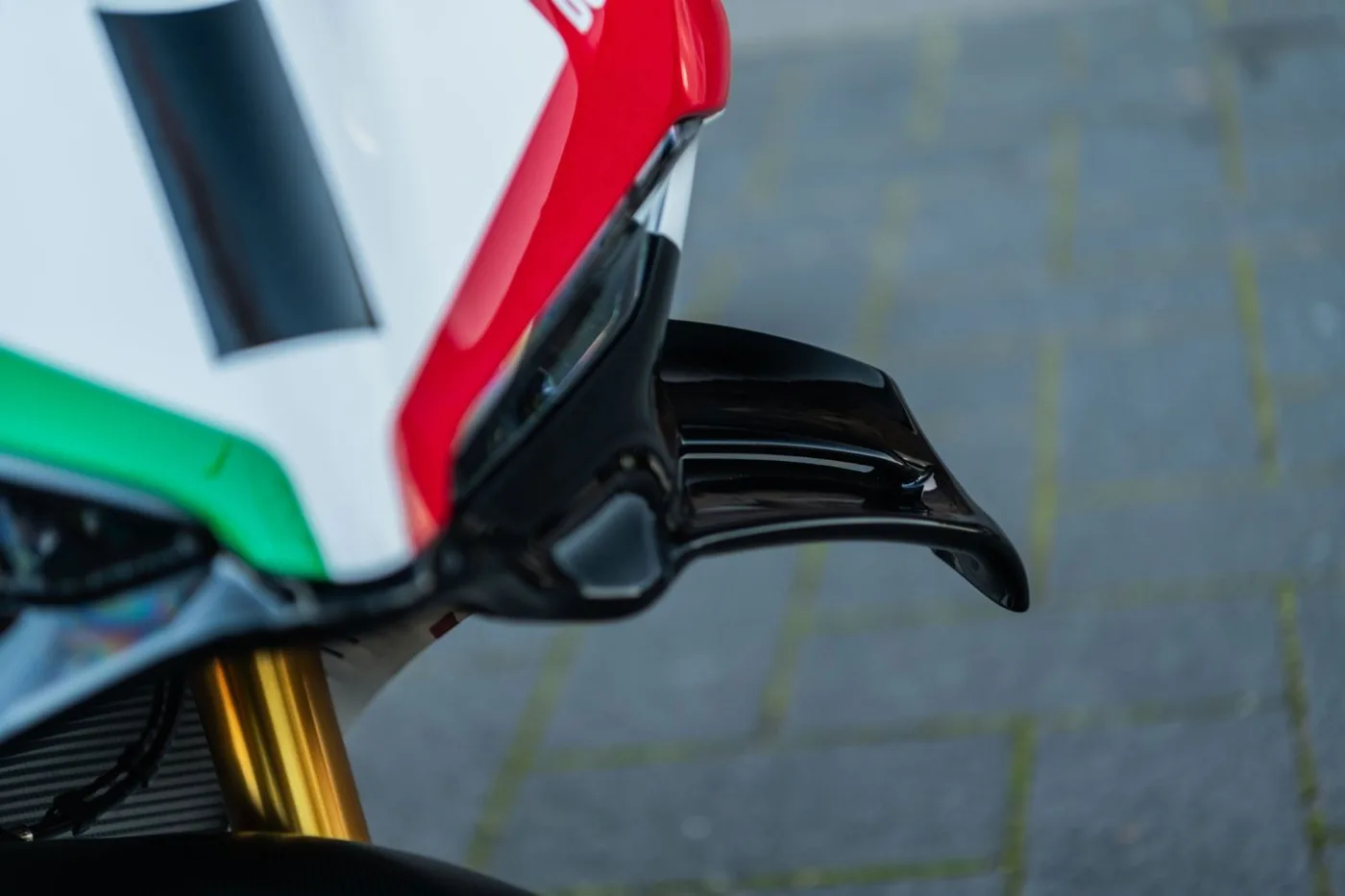 Ducati Panigale V4 angeboten von einem Händler für Luxusmotorräder in Gronau, Deutschland, Foto 7 von 15