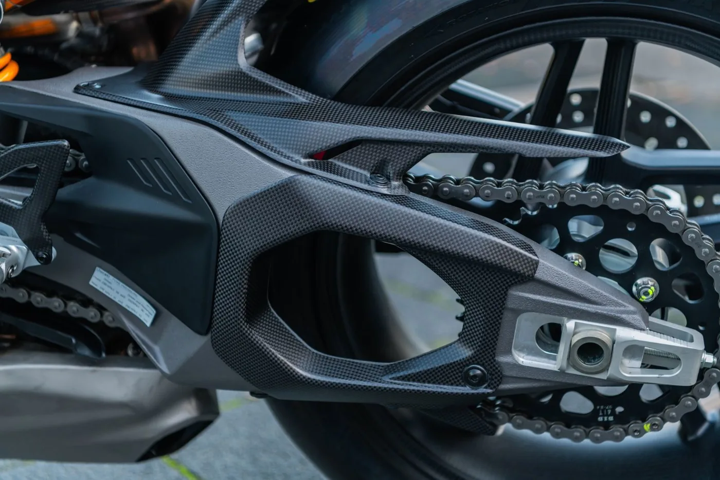 Ducati Panigale V4 angeboten von einem Händler für Luxusmotorräder in Gronau, Deutschland, Foto 10 von 15