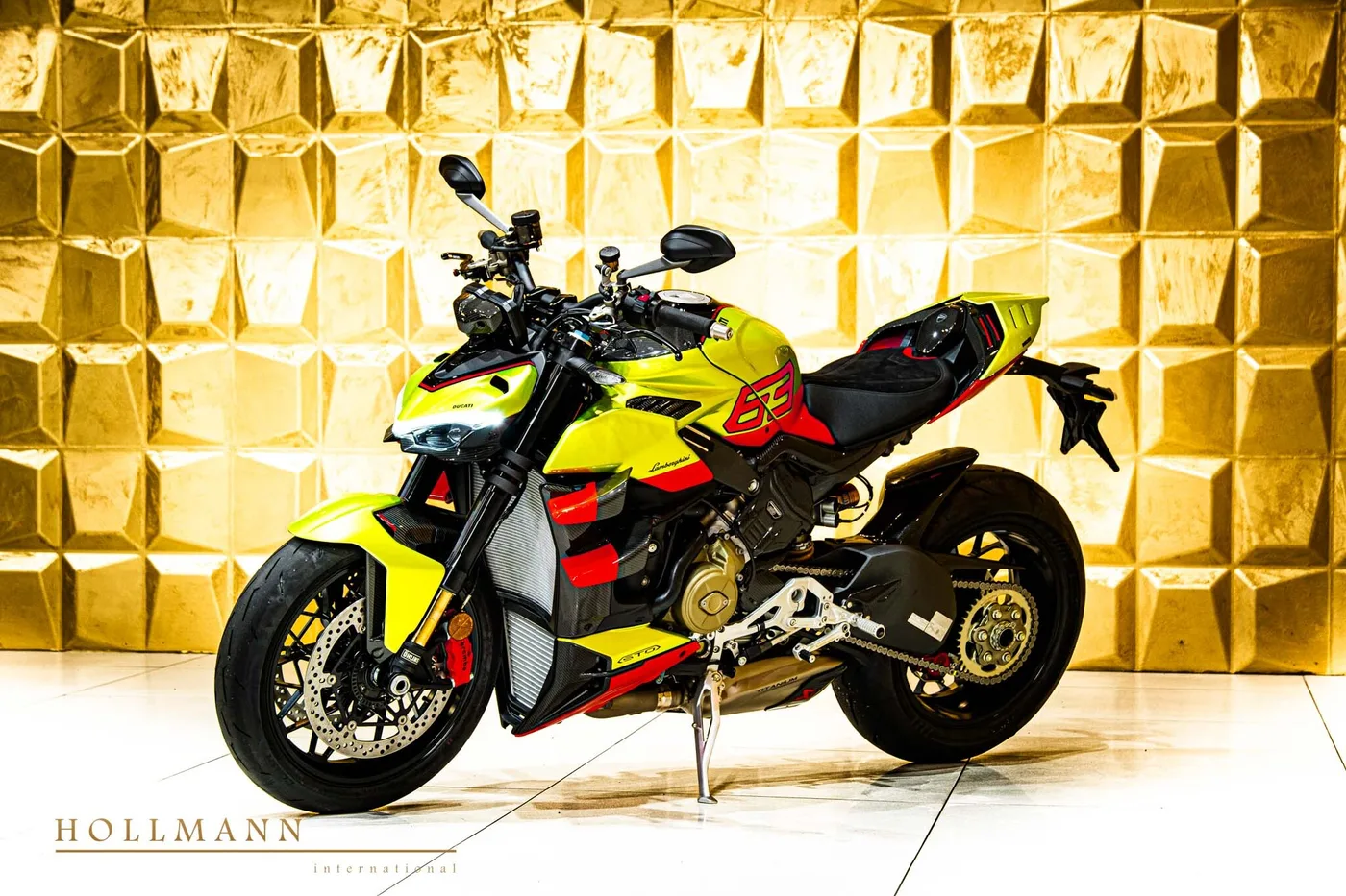 Ducati Streetfighter V4 proposée par un concessionnaire spécialisé à Stuhr, Allemagne, photo 3 sur 8