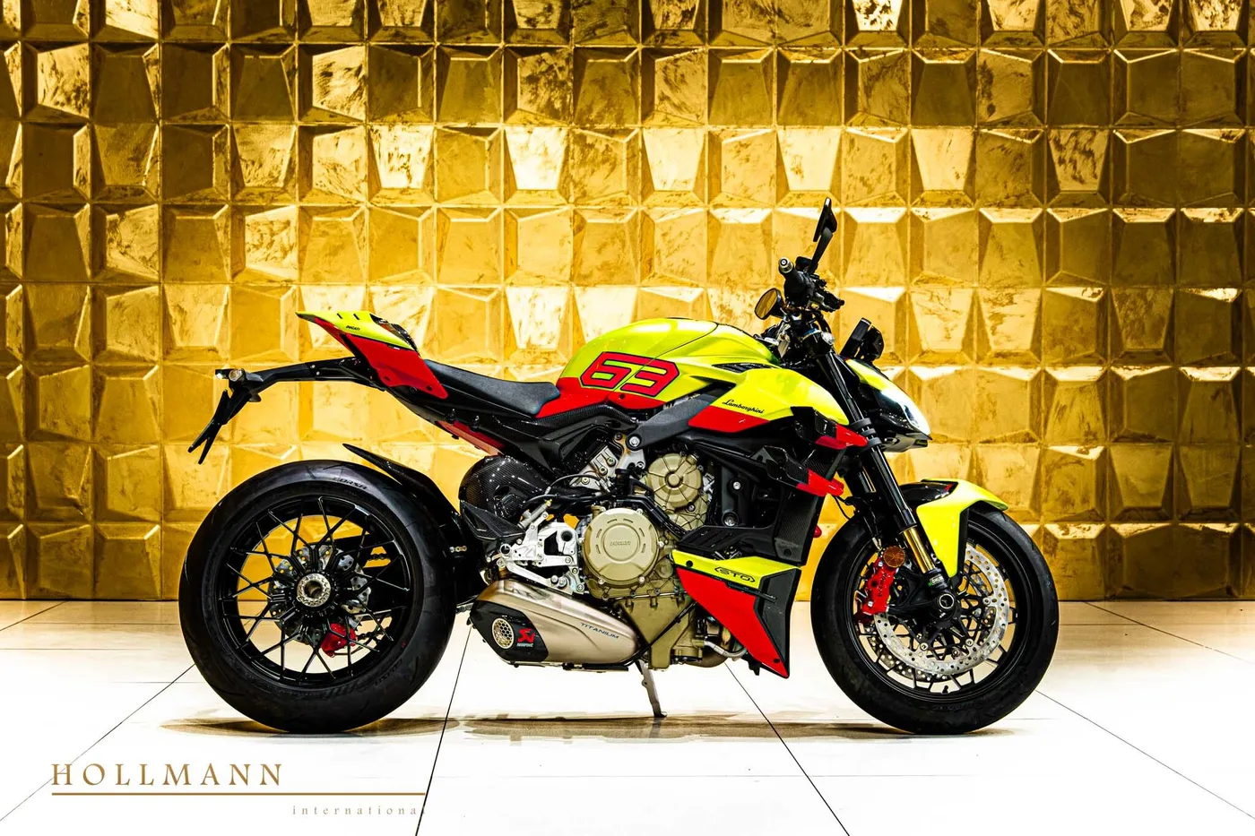 Ducati Streetfighter V4 proposée par un concessionnaire spécialisé à Stuhr, Allemagne, photo 7 sur 8
