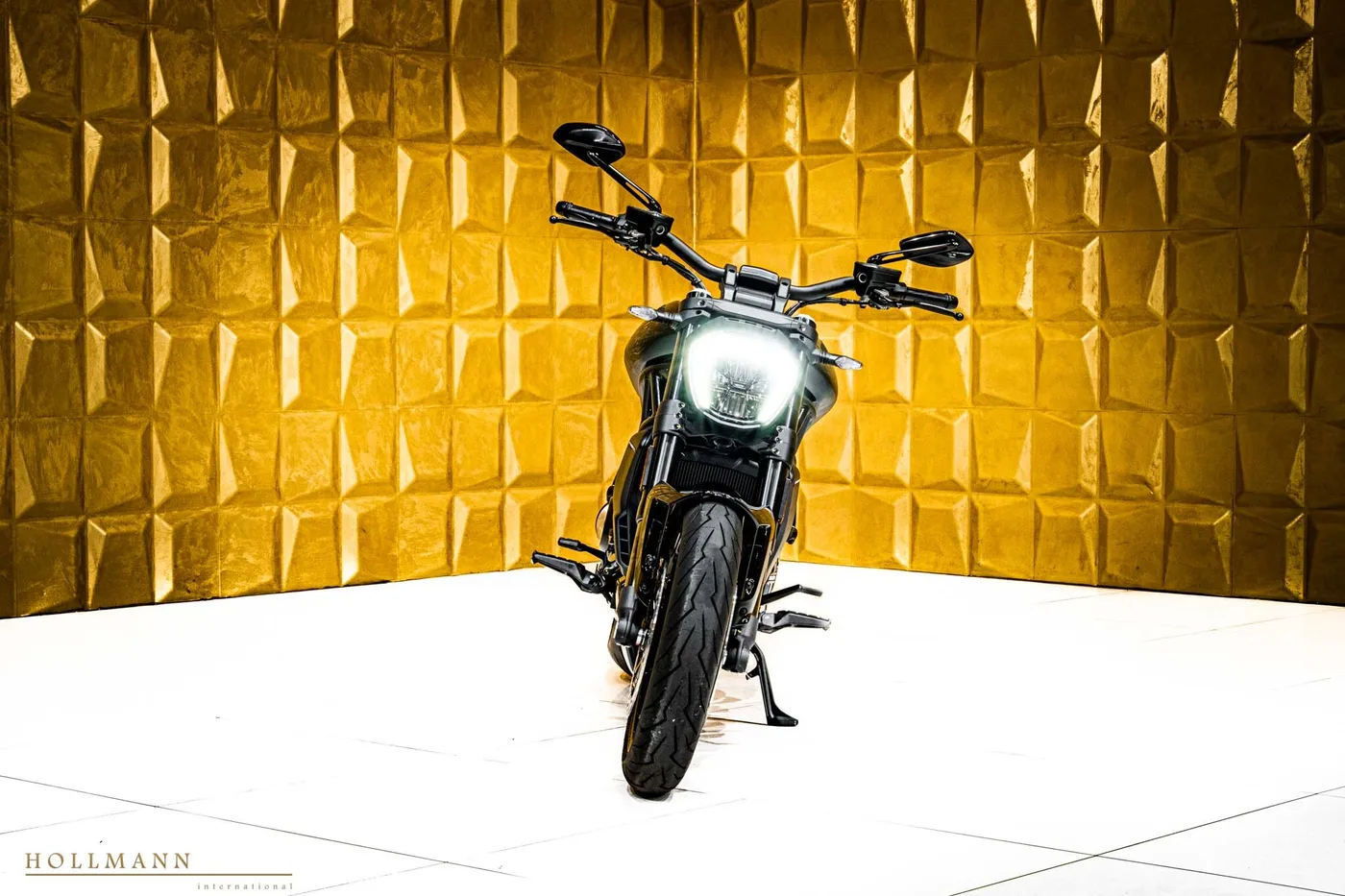 Ducati XDiavel angeboten von einem Fachhändler in Stuhr, Deutschland, Foto 2 von 8