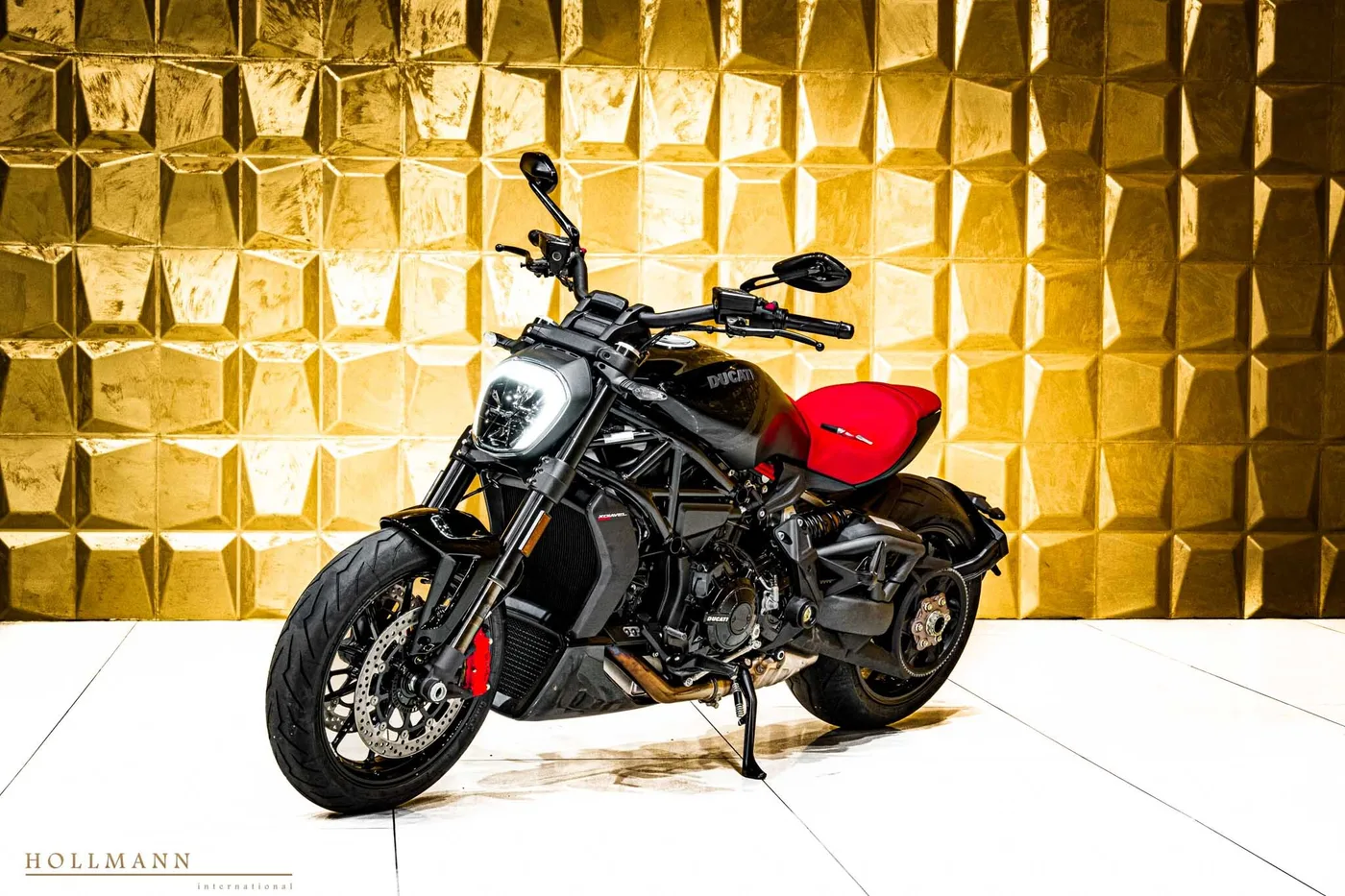 Ducati XDiavel angeboten von einem Fachhändler in Stuhr, Deutschland, Foto 3 von 8