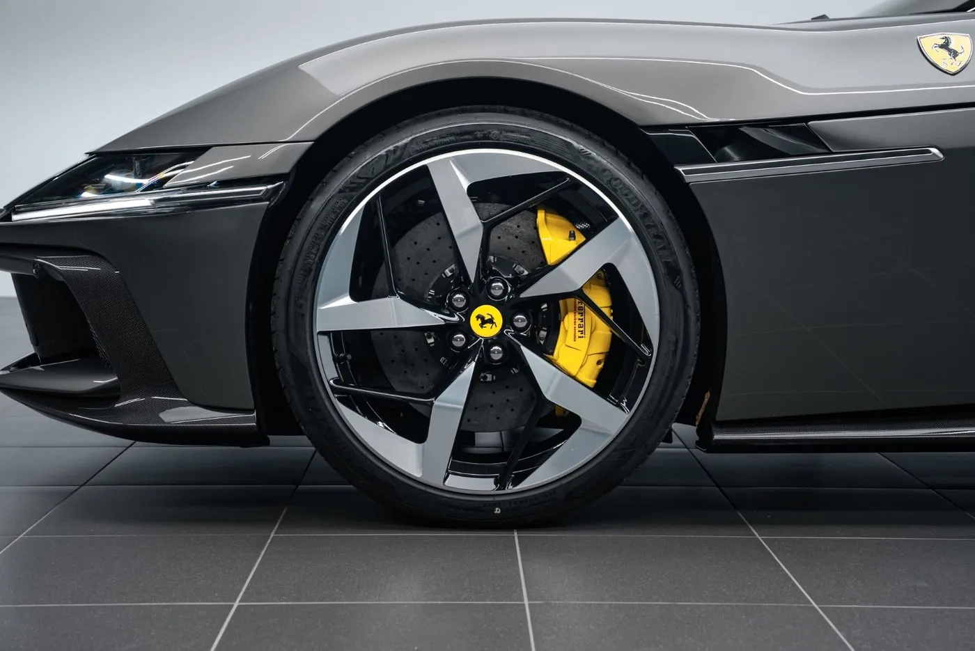 Ferrari 12Cilindri angeboten von einem Fachhändler in Putzbrunn, Deutschland, Foto 5 von 15
