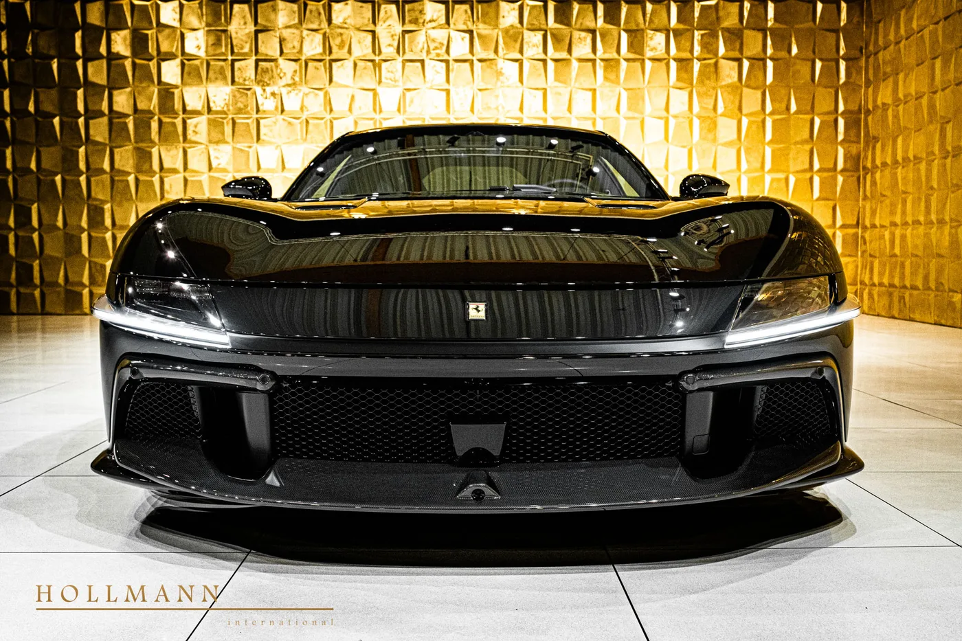Ferrari 12Cilindri offered by a specialist dealer in Stuhr, Germany, photo 8 of 8