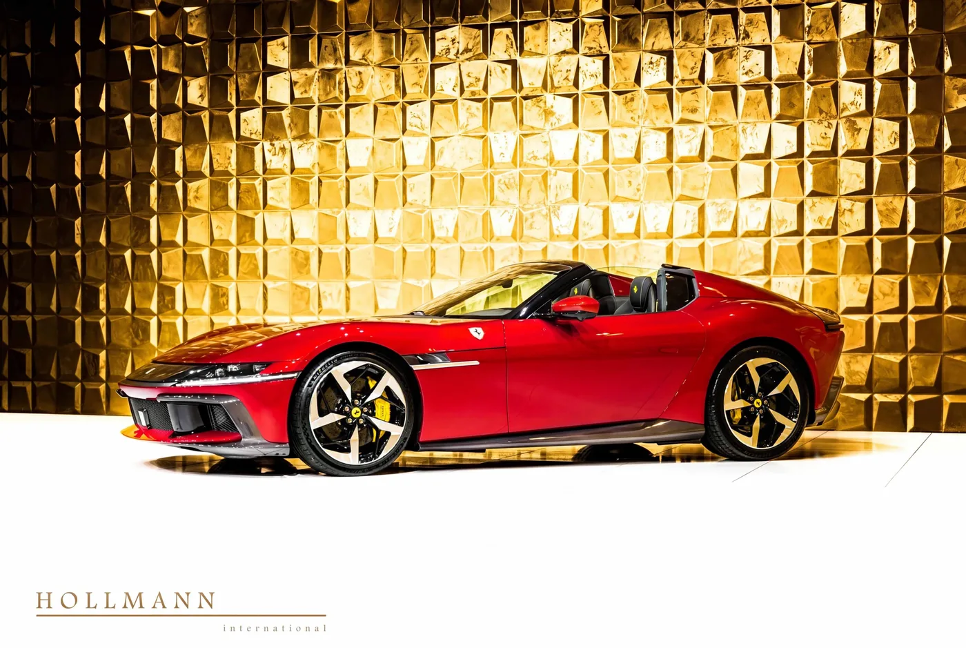 Ferrari 12Cilindri Spider angeboten von einem Fachhändler in Stuhr, Deutschland, Foto 2 von 8