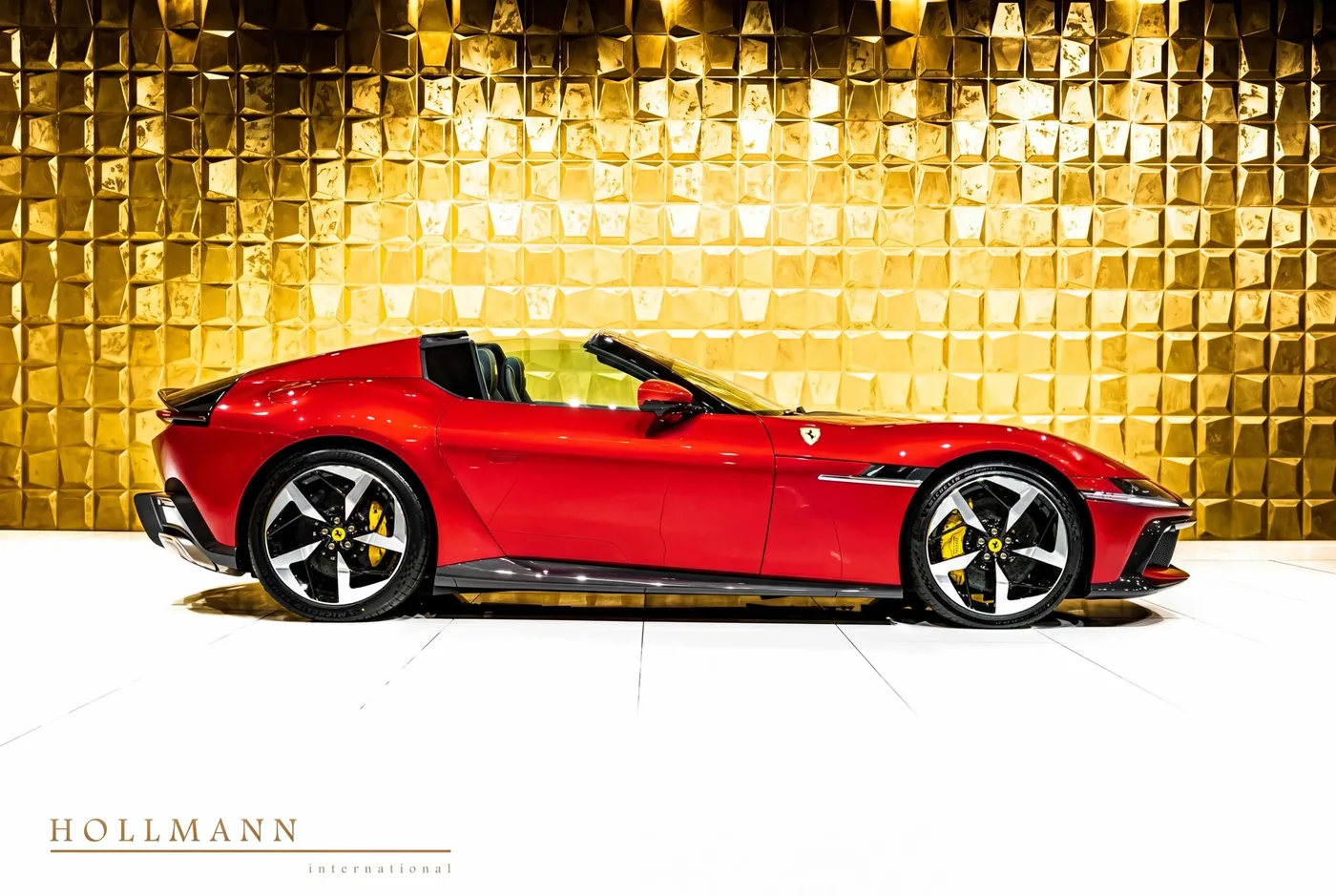 Ferrari 12Cilindri Spider angeboten von einem Fachhändler in Stuhr, Deutschland, Foto 3 von 8