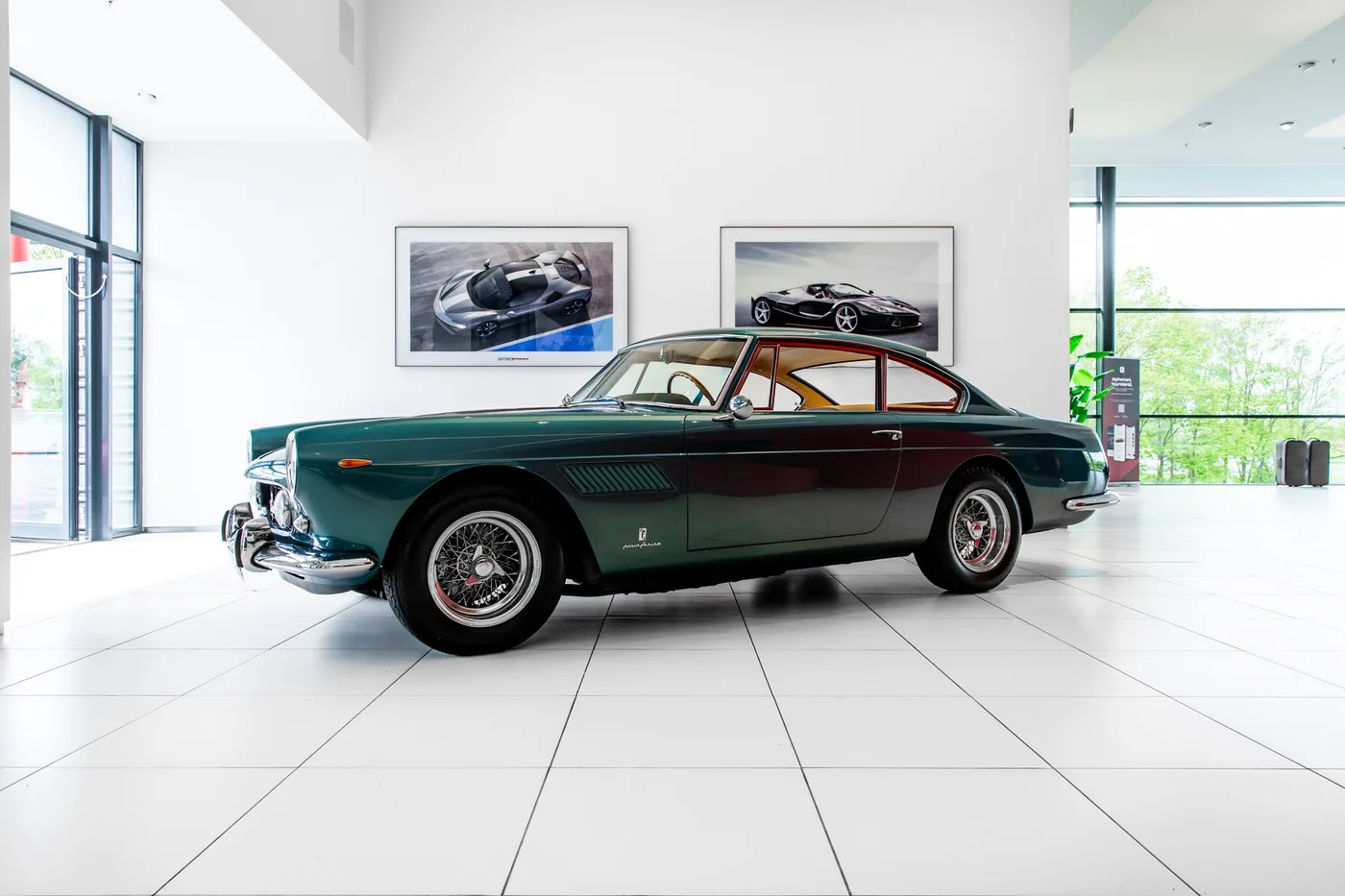 Ferrari 250 GT 2+2 offered by a specialist dealer in Hengelo, Netherlands, photo 2 of 15