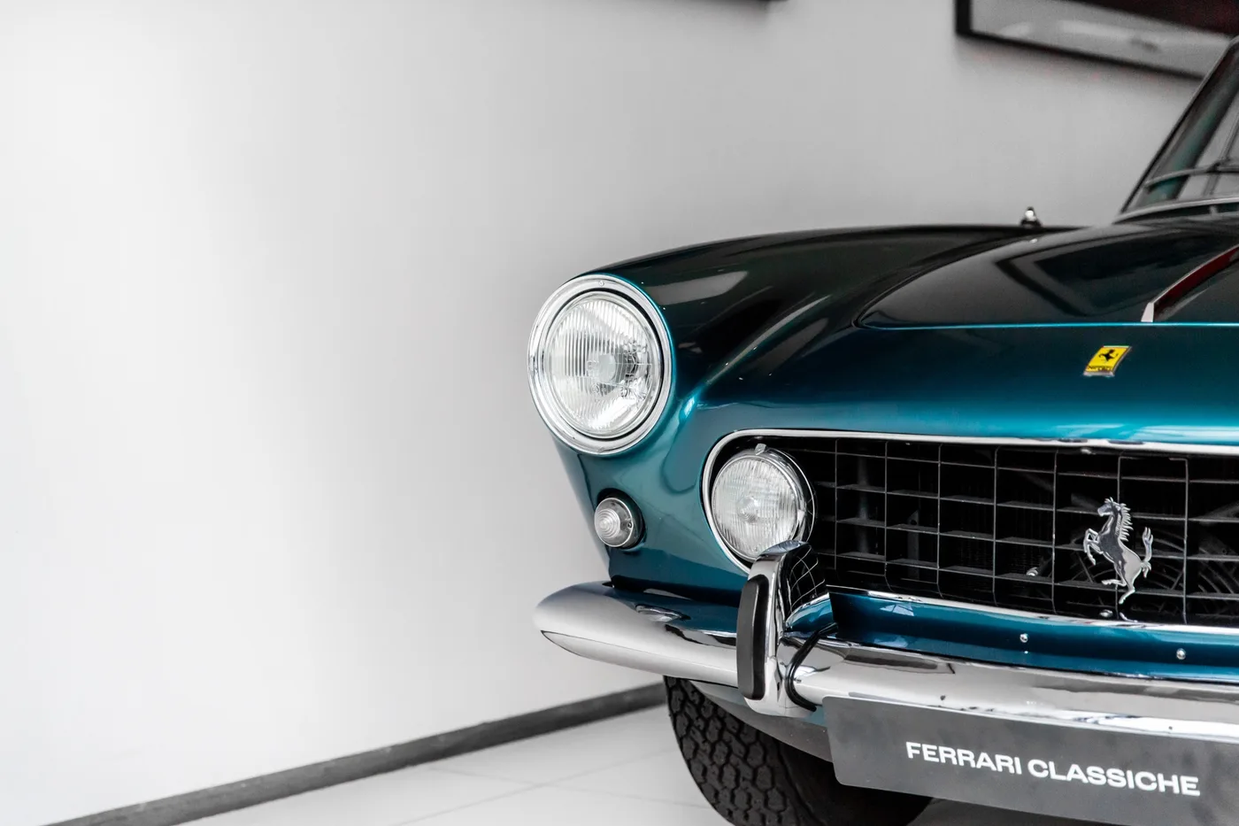 Ferrari 250 GT 2+2 offered by a specialist dealer in Hengelo, Netherlands, photo 7 of 15