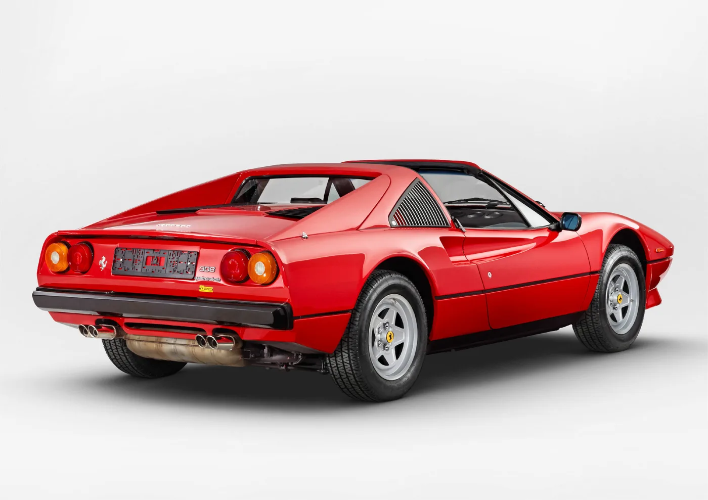 1985 Ferrari 308 GTS QV proposée par un spécialiste de la voiture de collection à Lindau, Allemagne, photo 2 sur 11