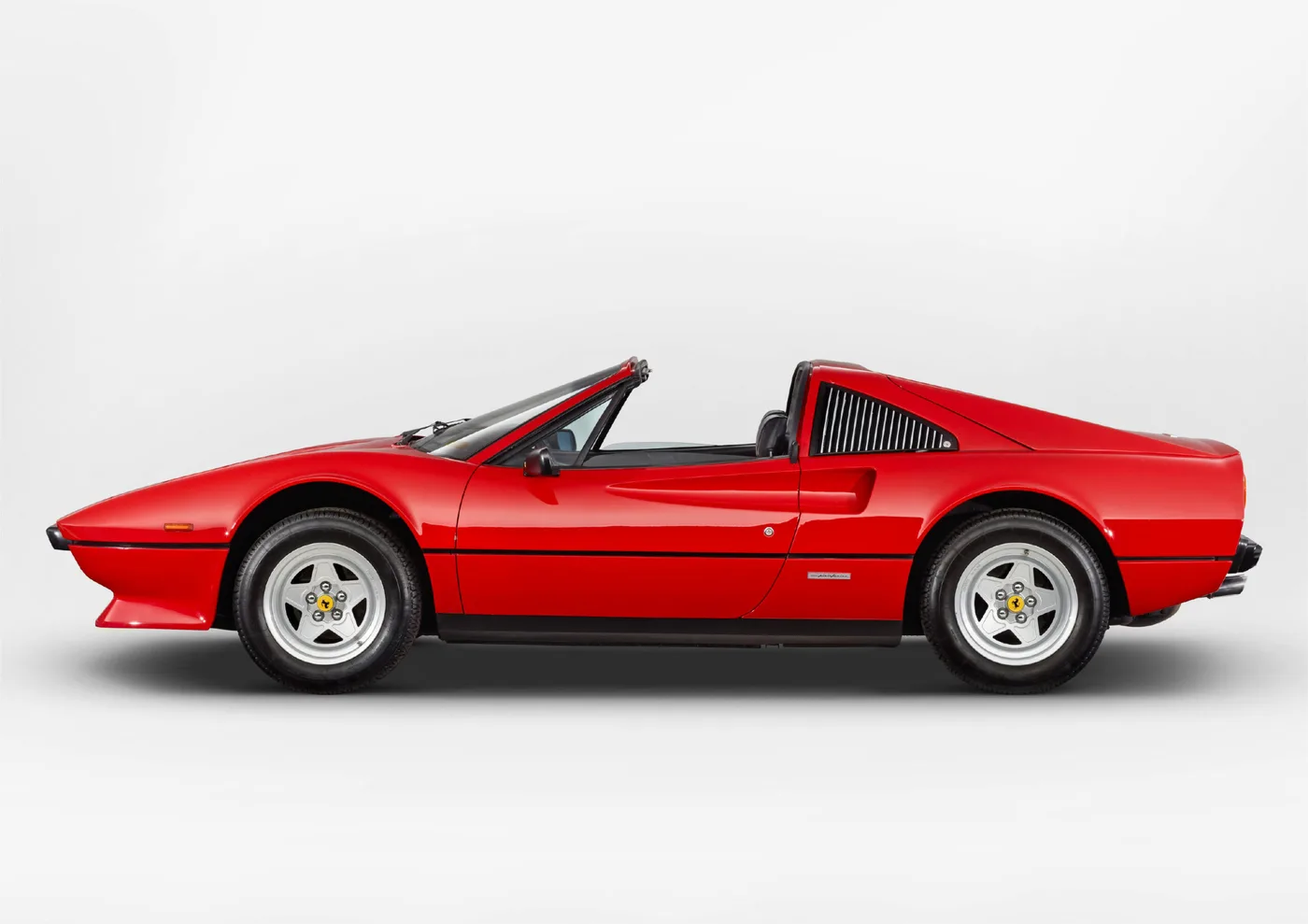 1985 Ferrari 308 GTS QV proposée par un spécialiste de la voiture de collection à Lindau, Allemagne, photo 3 sur 11
