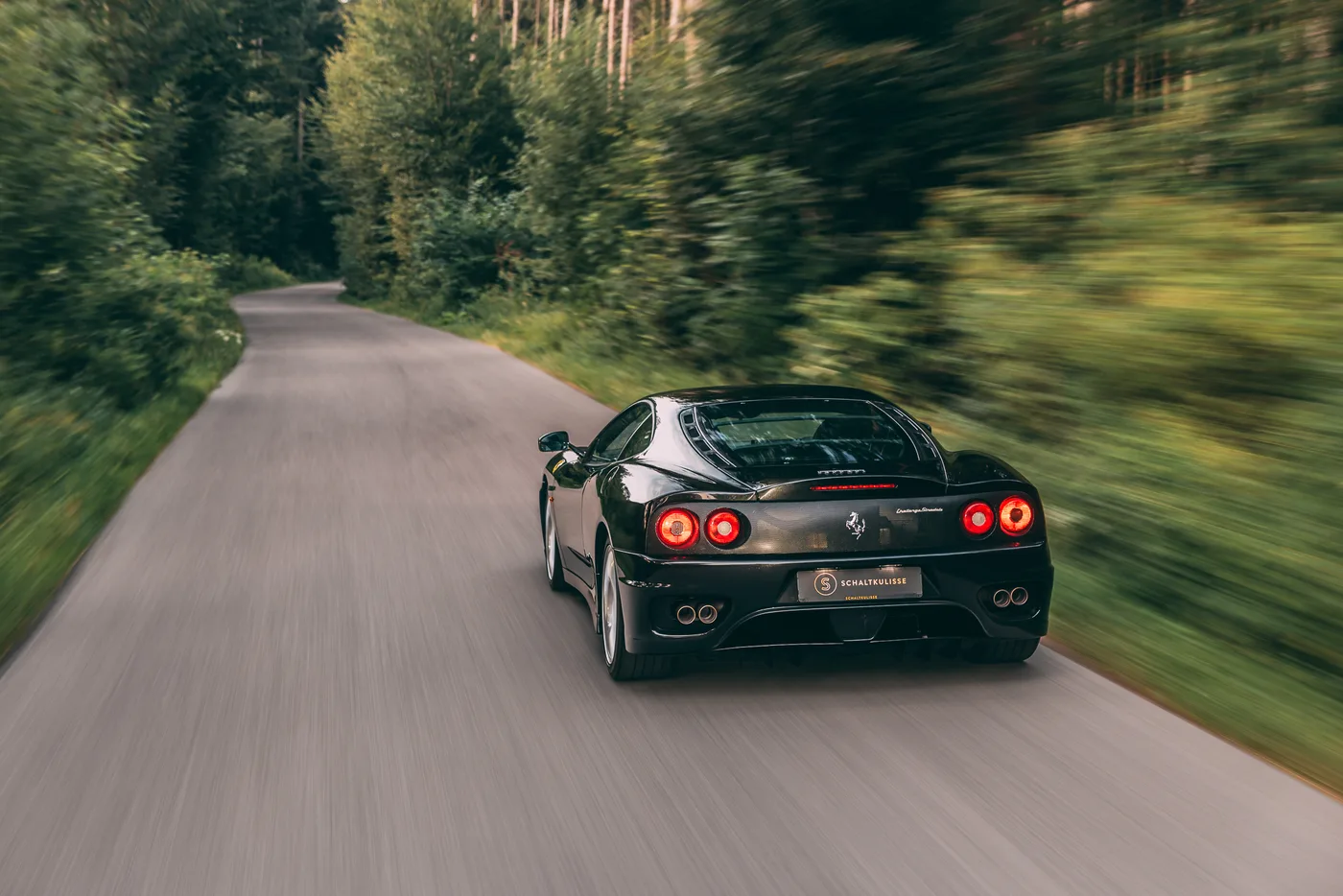 Ferrari 360 Challenge Stradale offered by a specialist dealer in Munich, Germany, photo 2 of 15