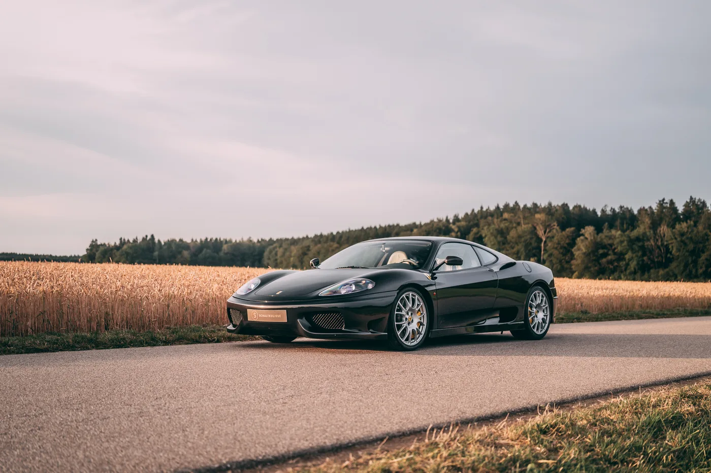 Ferrari 360 Challenge Stradale offered by a specialist dealer in Munich, Germany, photo 3 of 15