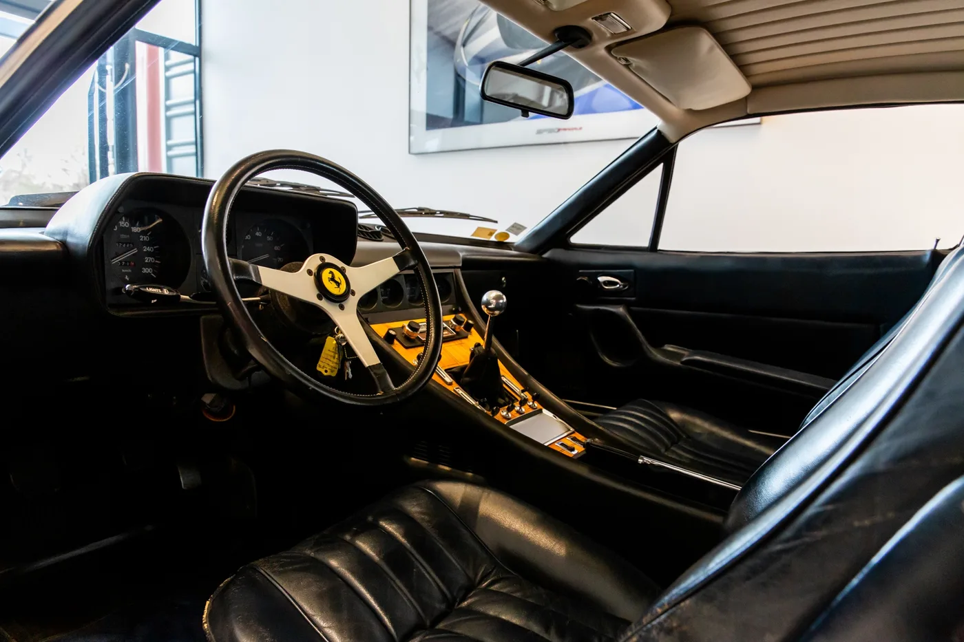 Ferrari 365 GTC/4 offered by a specialist dealer in Hengelo, Netherlands, photo 5 of 15