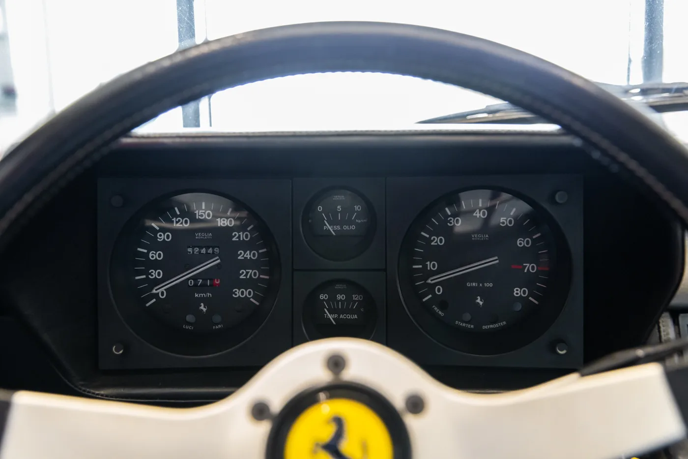 Ferrari 365 GTC/4 offered by a specialist dealer in Hengelo, Netherlands, photo 11 of 15