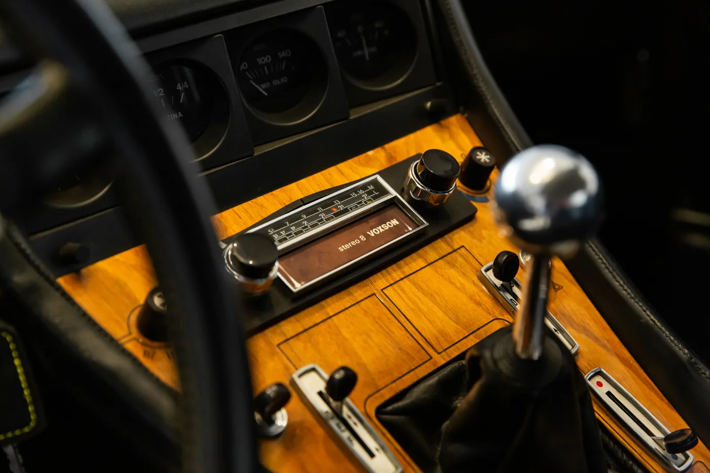 Ferrari 365 GTC/4 offered by a specialist dealer in Hengelo, Netherlands, photo 14 of 15