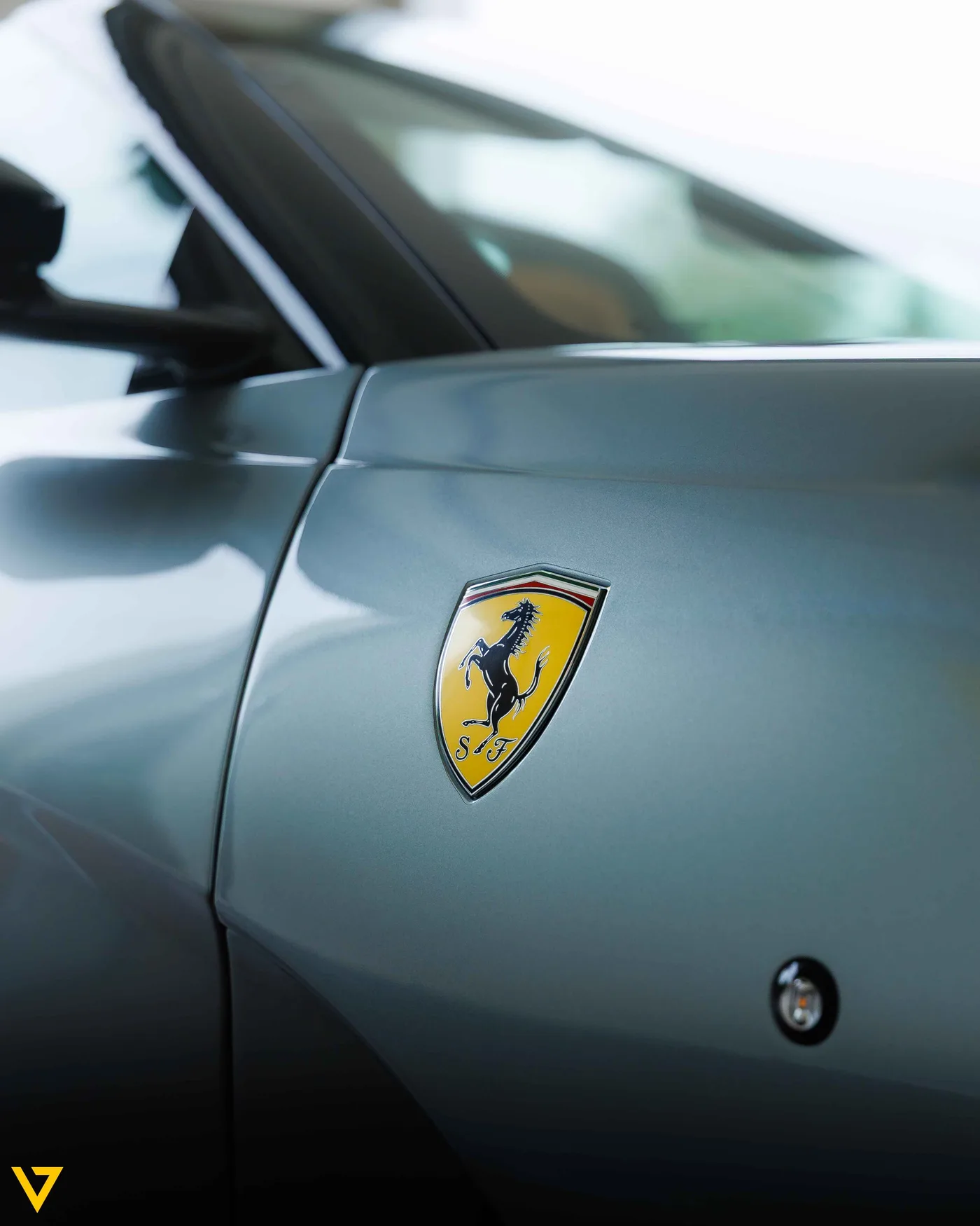 2024 Ferrari 812 Competizione Aperta angeboten von einem Supersportwagenhändler in Riyadh, Saudi-Arabien, Foto 17 von 19