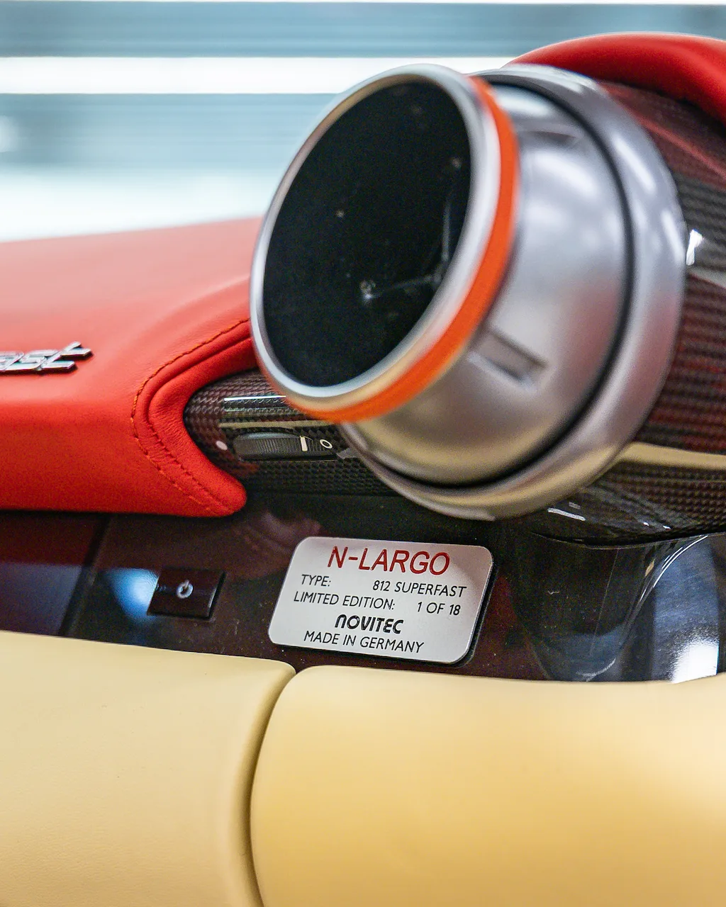 Ferrari 812 Superfast angeboten von einem Supersportwagenhändler in Riyadh, Saudi-Arabien, Foto 13 von 20