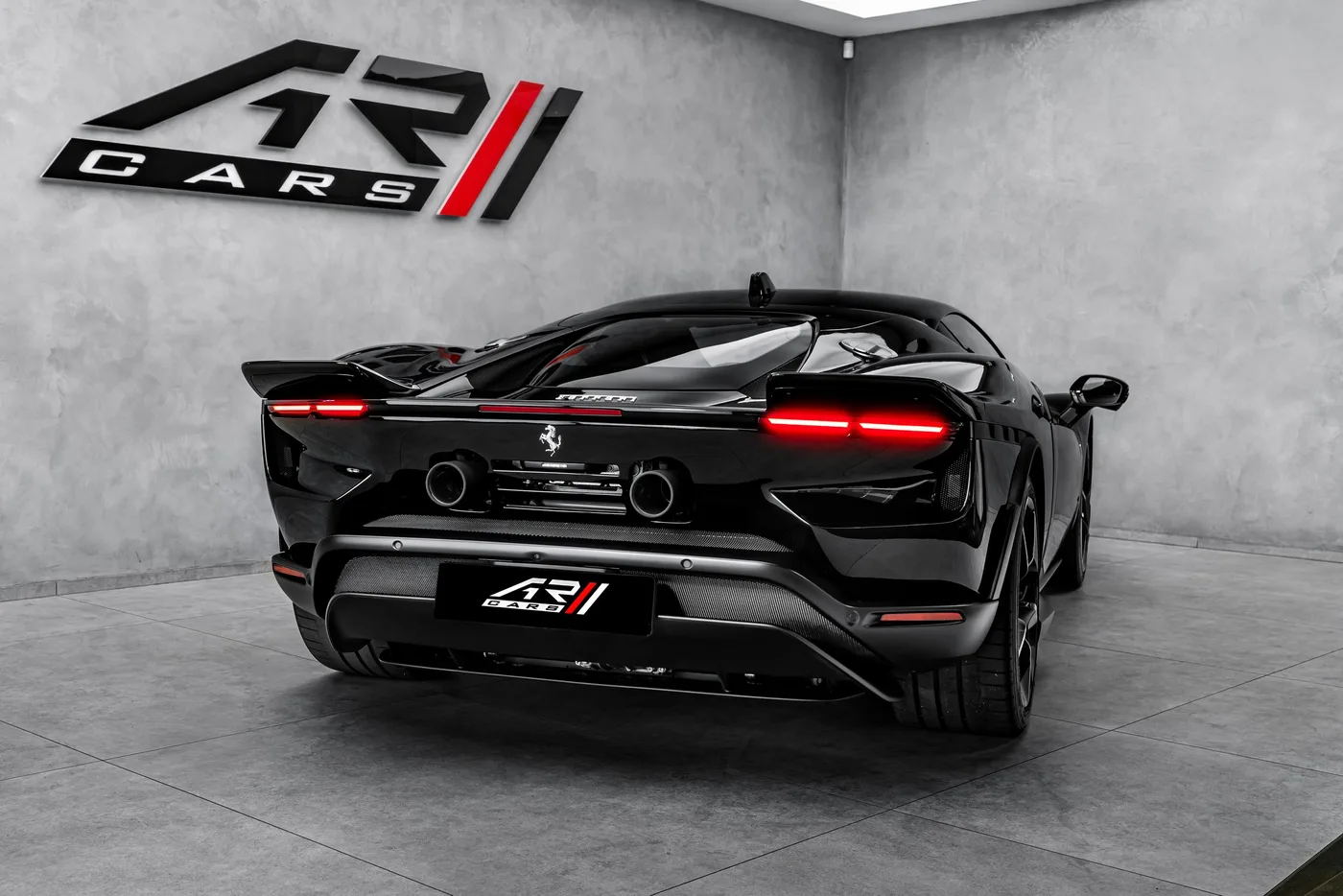Ferrari 849 Testarossa offered by a specialist dealer in Ostrava, Czechia, photo 6 of 15