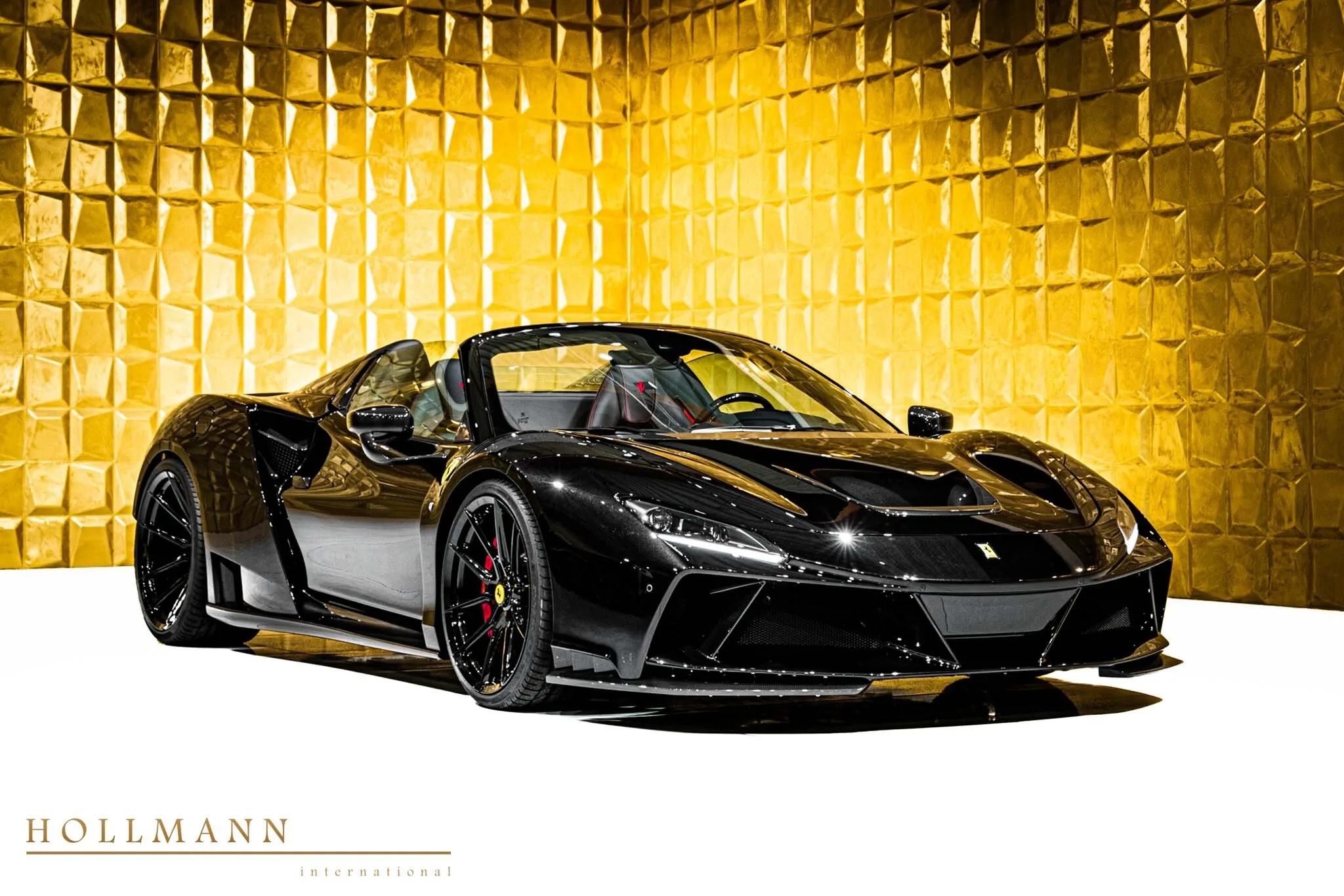 Ferrari F8 Spider angeboten von einem Fachhändler in Stuhr, Deutschland, Hauptfoto