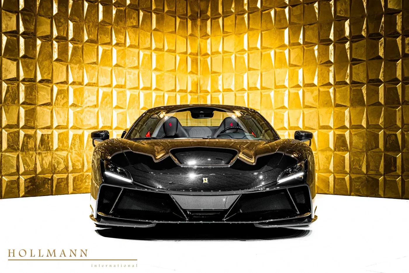 Ferrari F8 Spider proposée par un concessionnaire spécialisé à Stuhr, Allemagne, photo 4 sur 8
