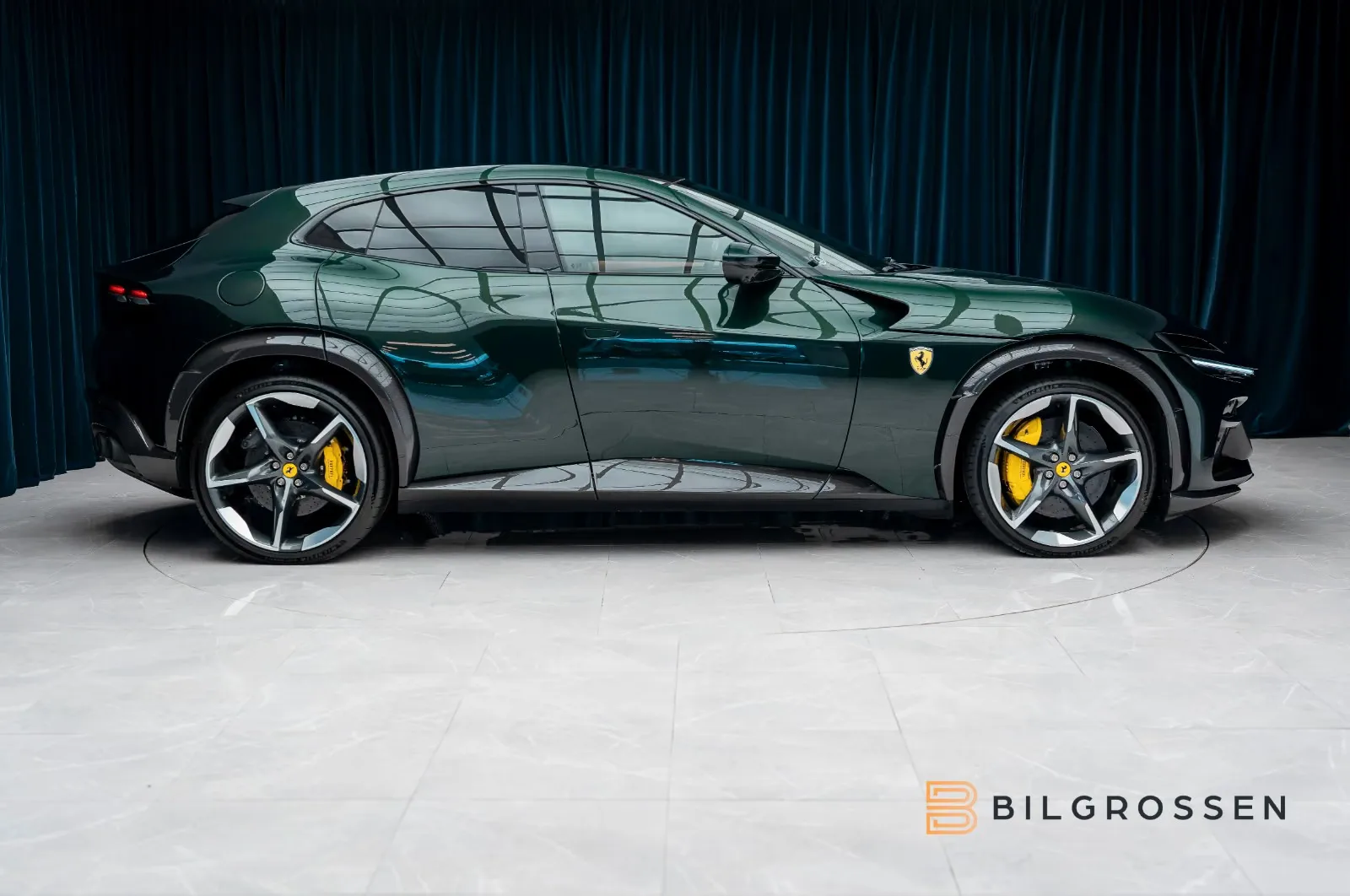 Ferrari Purosangue, 6/30