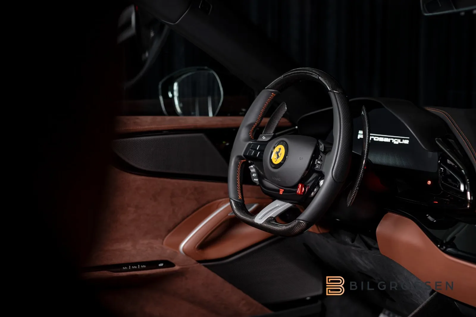 Ferrari Purosangue, 25/30