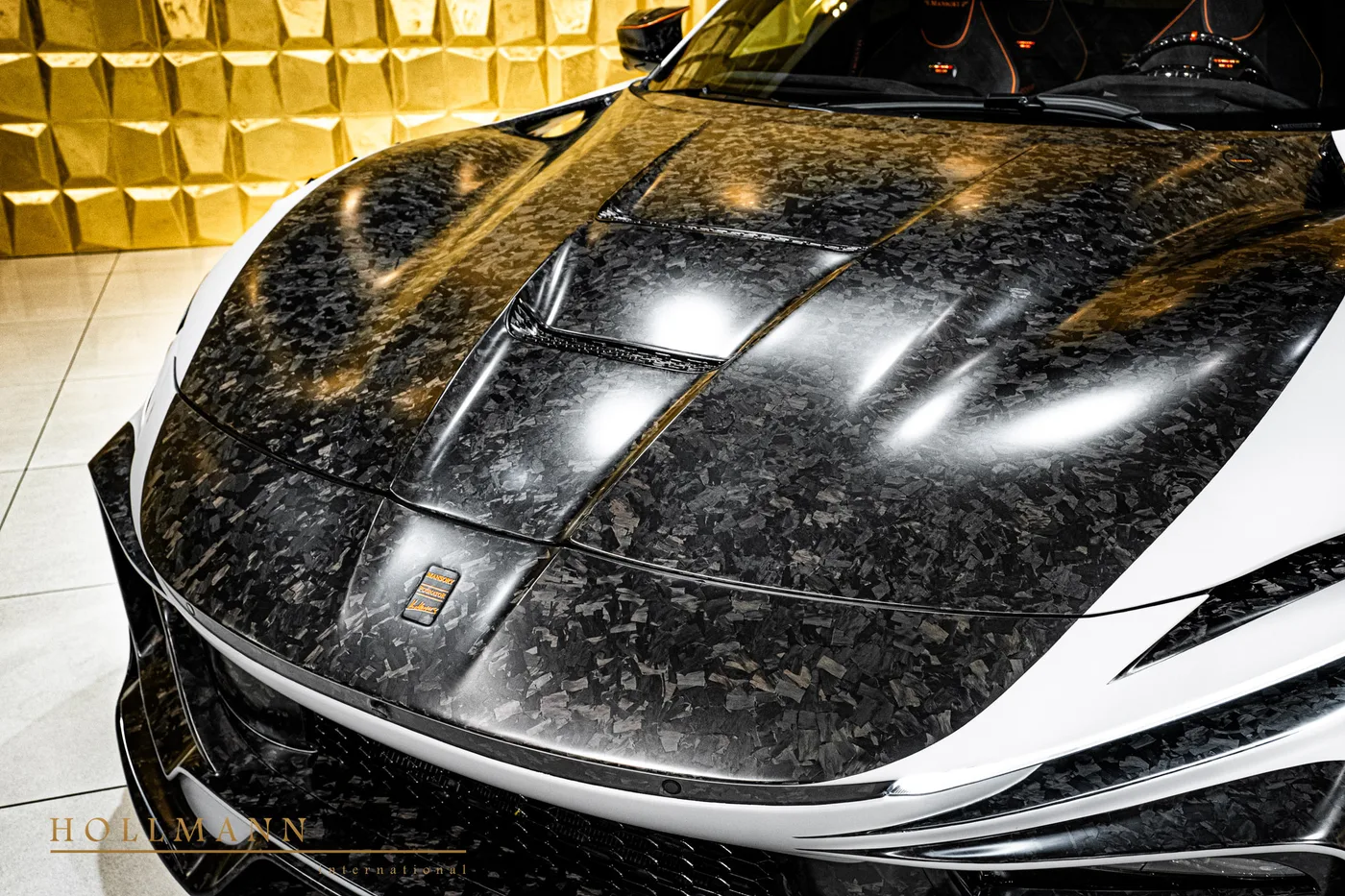 Ferrari Purosangue proposée par un concessionnaire spécialisé à Stuhr, Allemagne, photo 4 sur 8