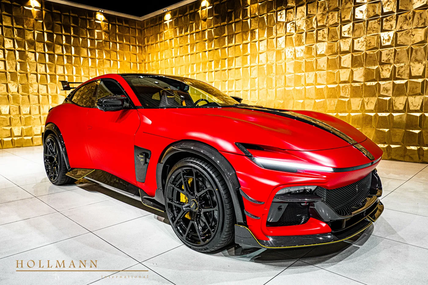 Ferrari Purosangue proposée par un concessionnaire spécialisé à Stuhr, Allemagne, photo 2 sur 8